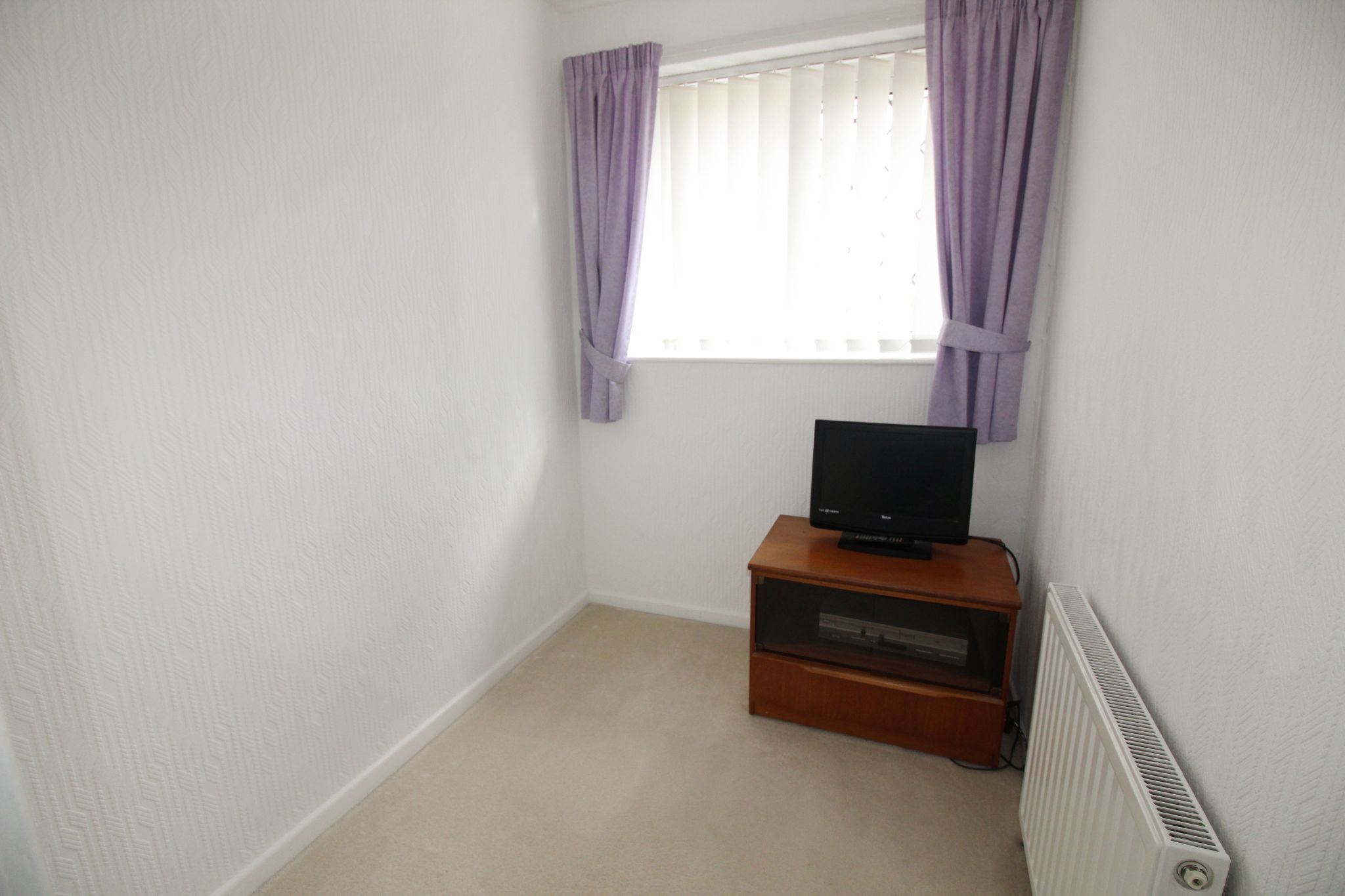 4 bedroom end terraced house SSTC in Birmingham - Photograph 10.