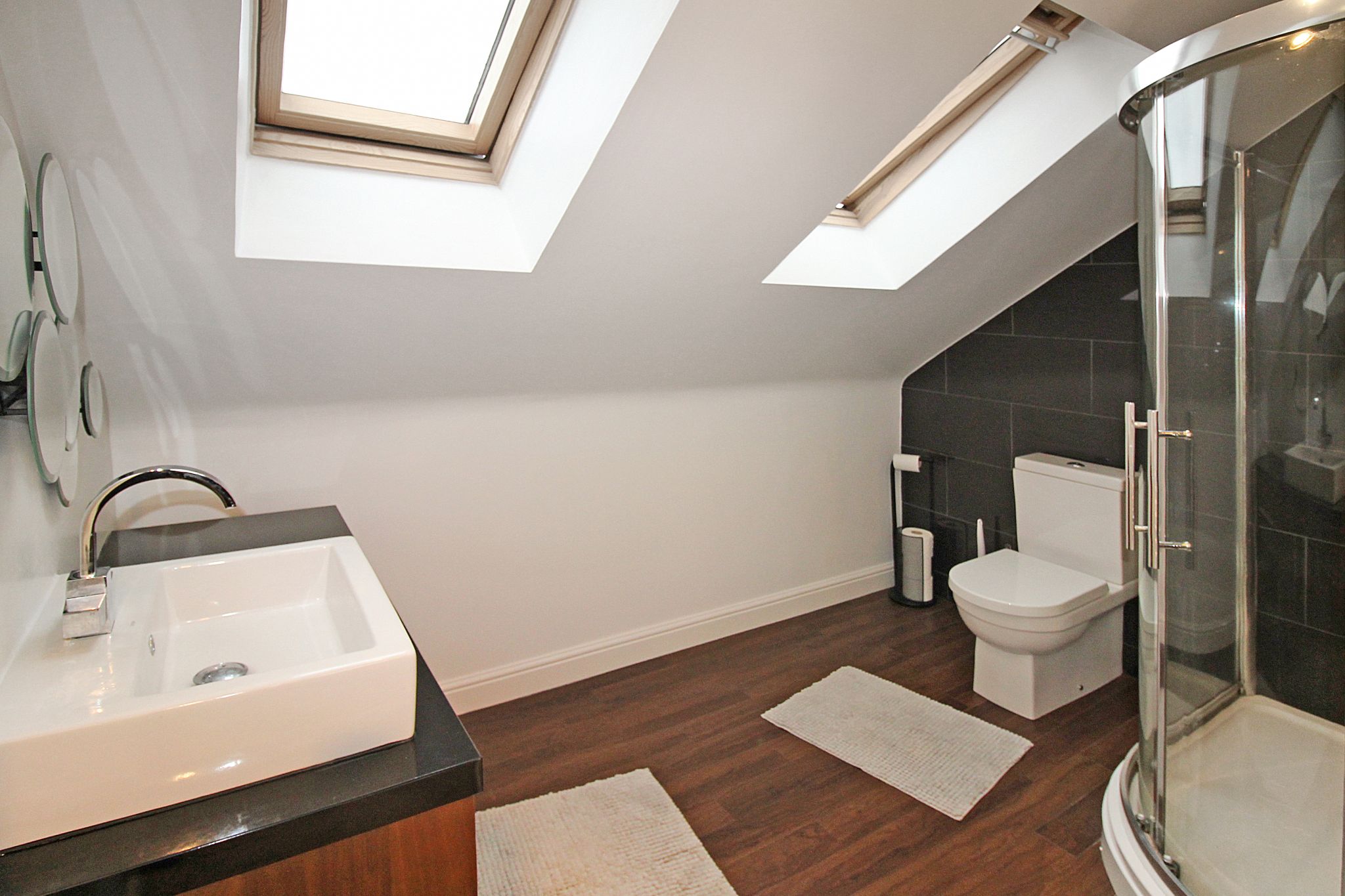 5 bedroom detached house SSTC in Solihull - Photograph 10.