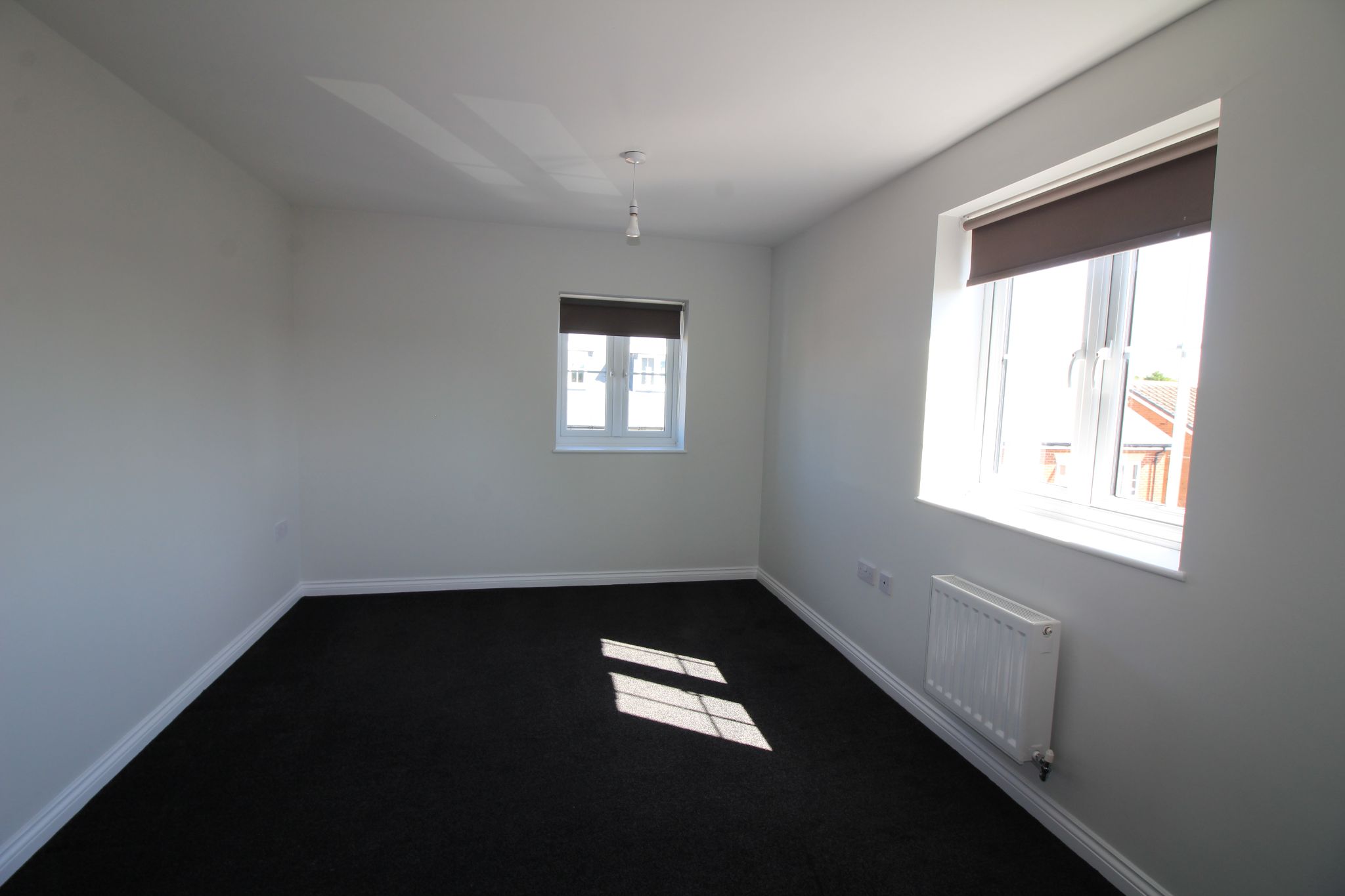 5 bedroom semi-detached house Let Agreed in Birmingham - Photograph 9.