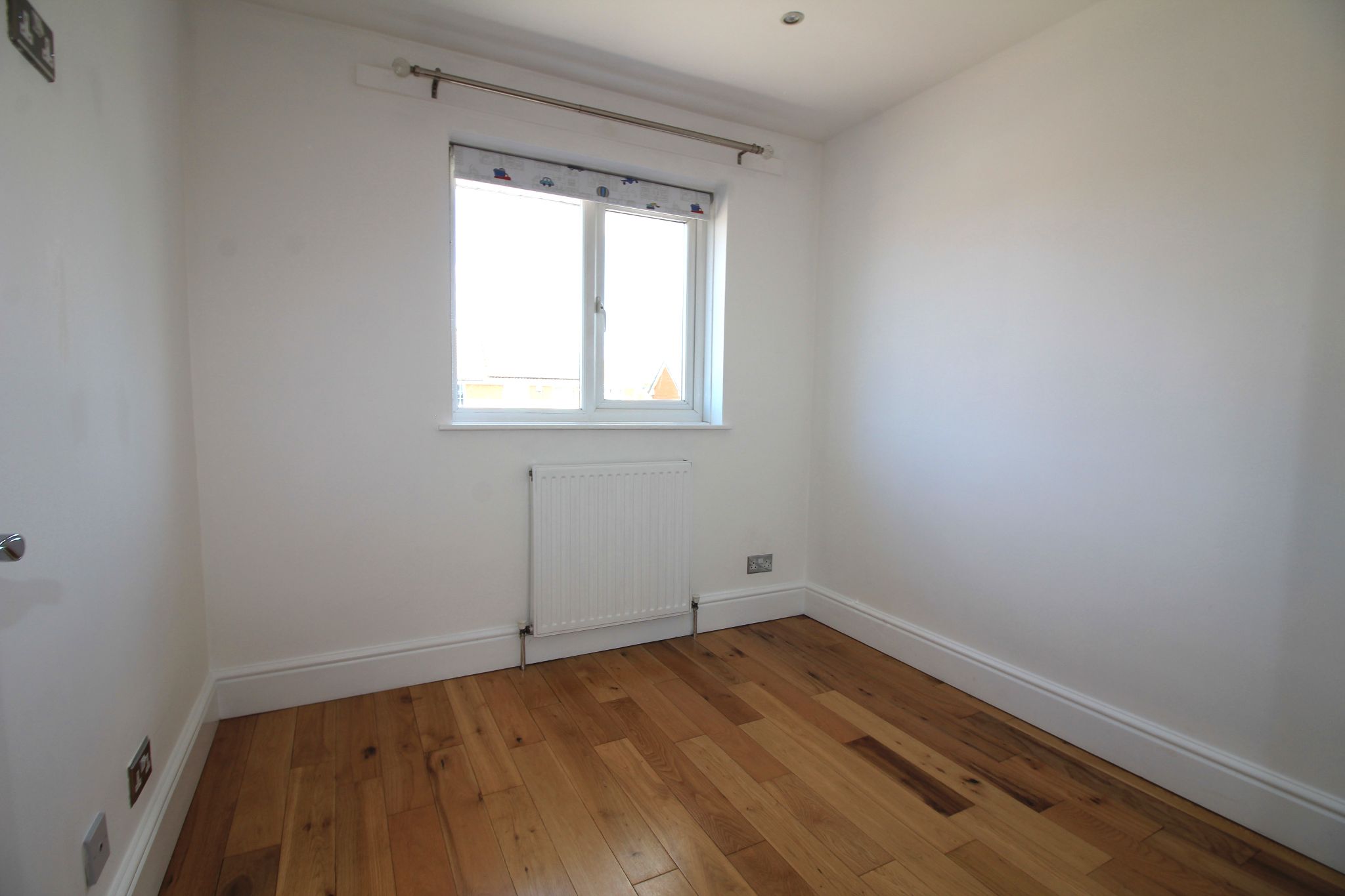 3 bedroom semi-detached house Let Agreed in Solihull - Photograph 9.