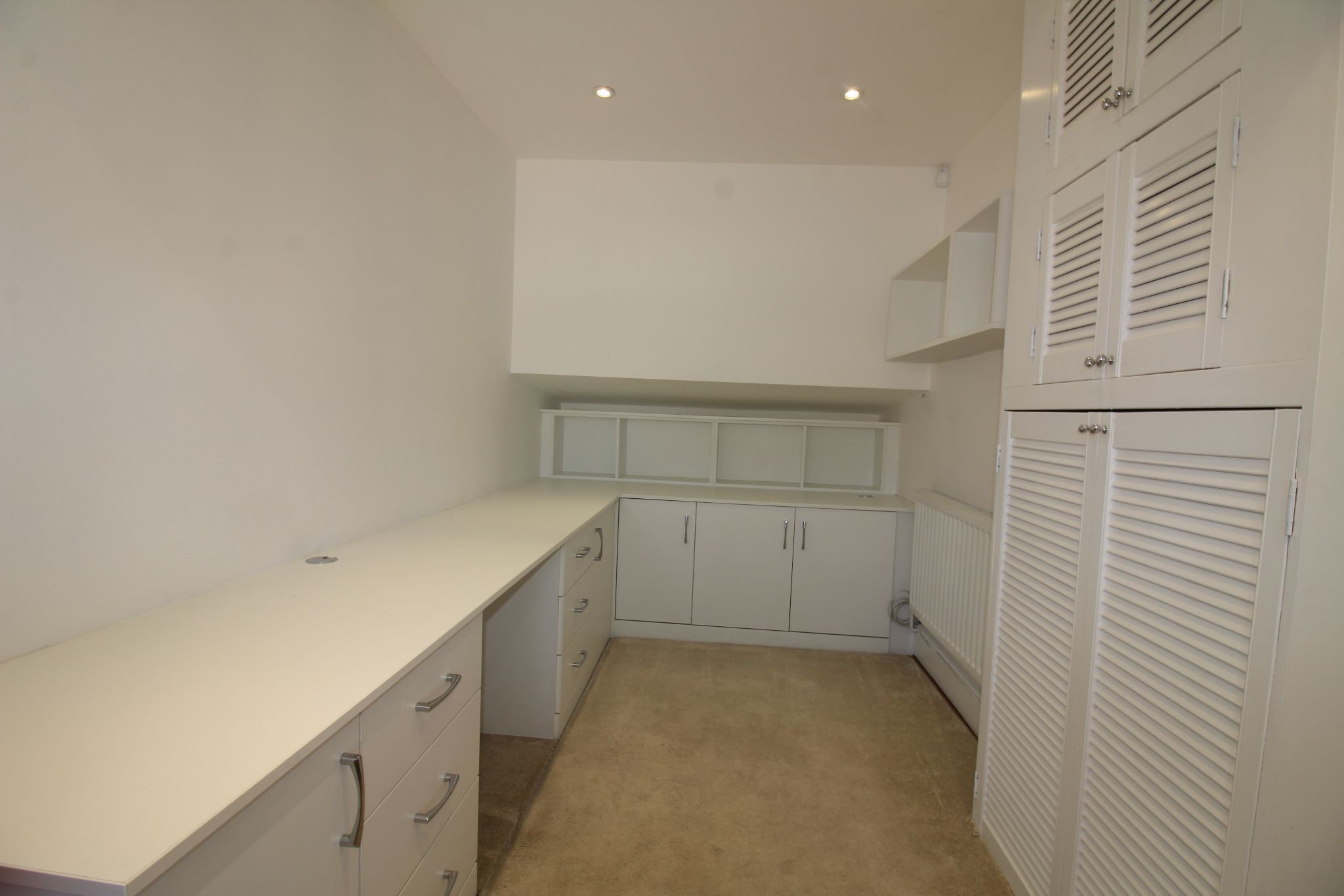 3 bedroom semi-detached house Let Agreed in Solihull - Photograph 2.