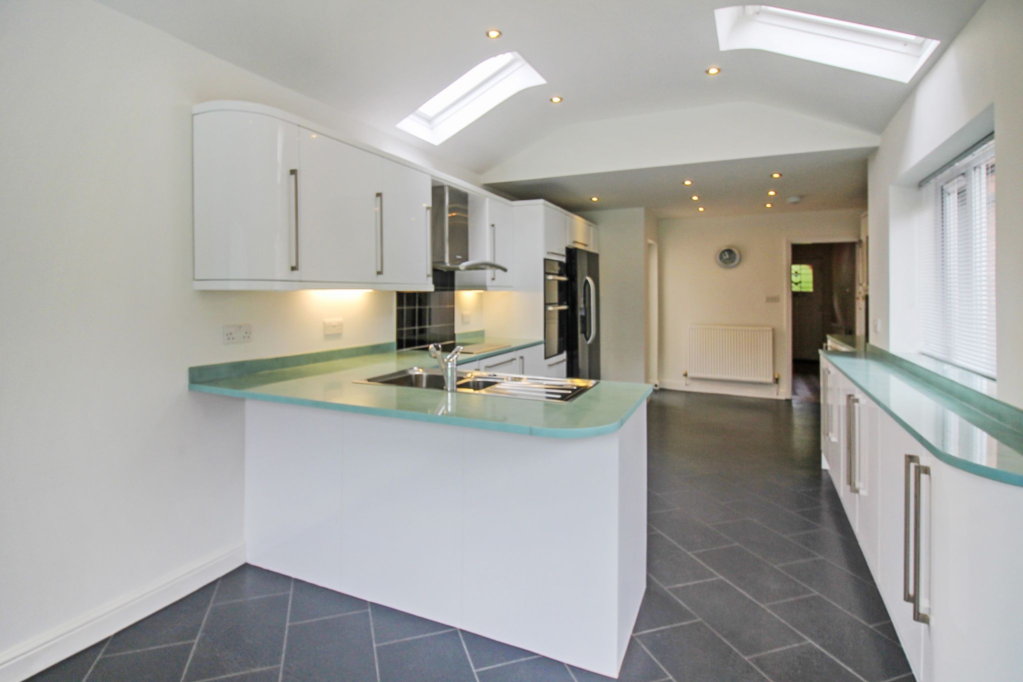 4 bedroom semi-detached house SSTC in Solihull - Photograph 3.