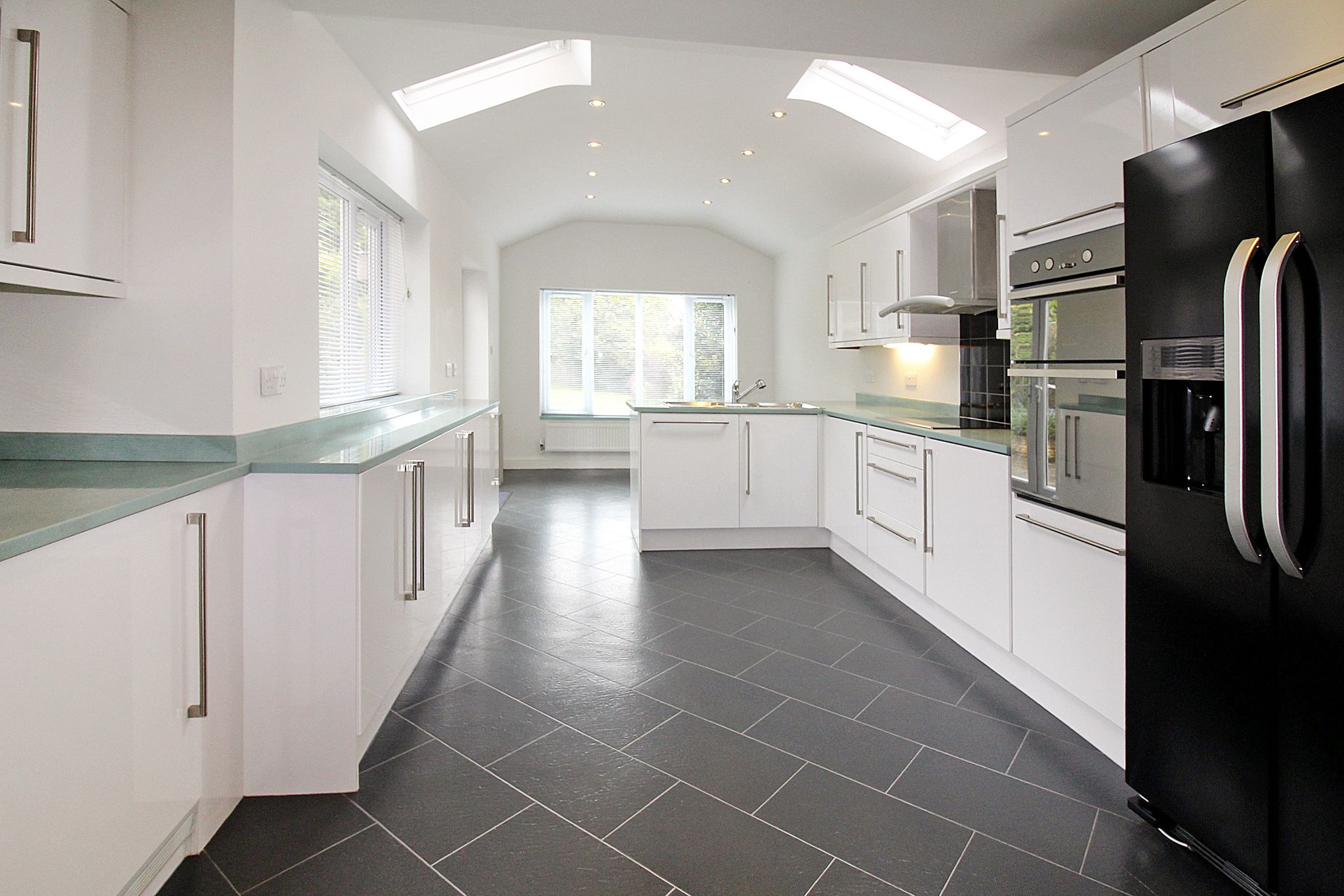 4 bedroom semi-detached house SSTC in Solihull - Photograph 2.