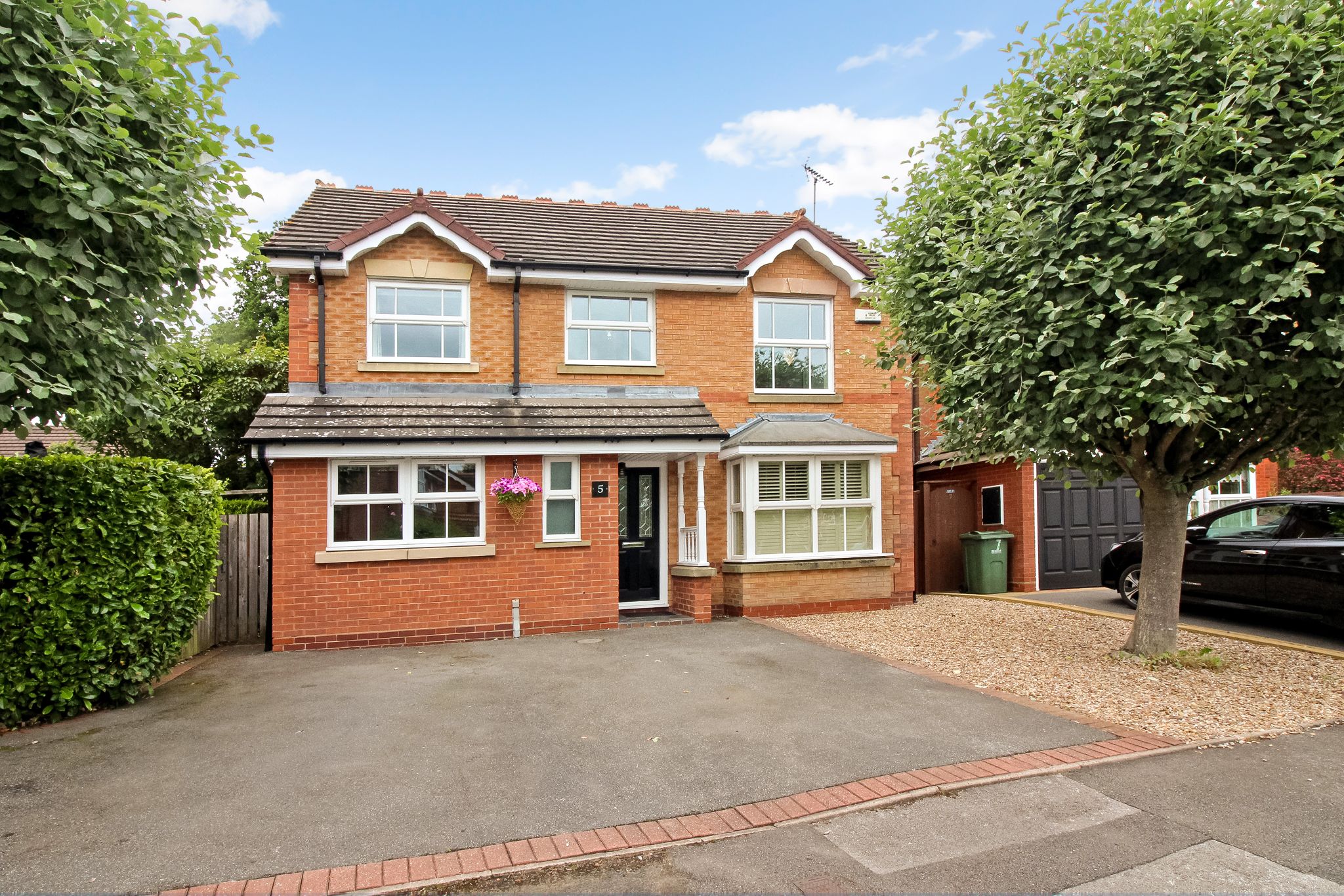 4 bedroom detached house SSTC in Solihull - Photograph 1.