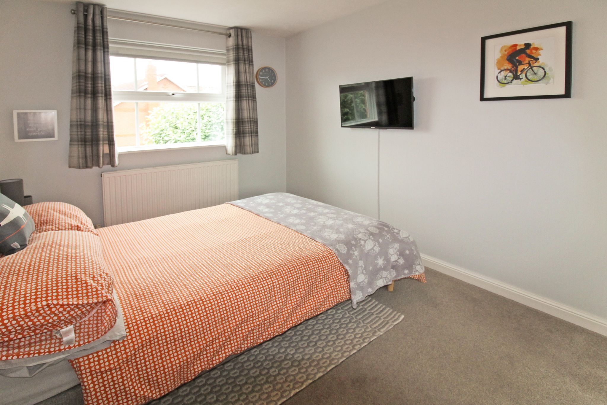 4 bedroom detached house SSTC in Solihull - Photograph 16.