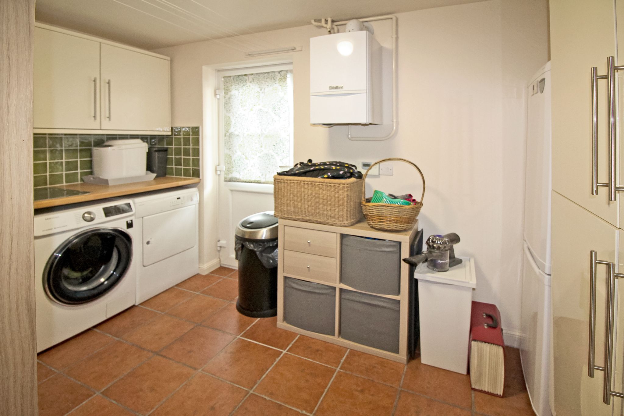 4 bedroom detached house SSTC in Solihull - Photograph 7.