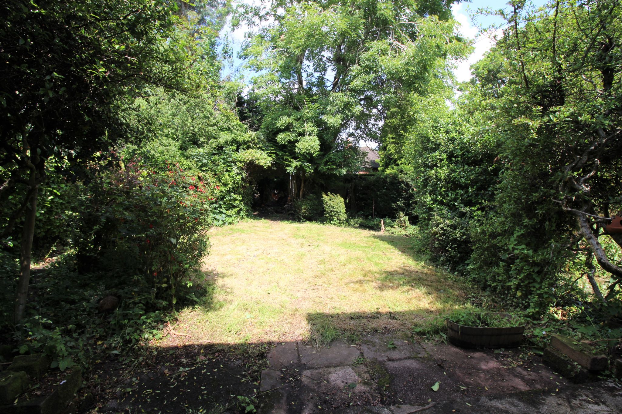 4 bedroom detached house SSTC in Solihull - Photograph 4.