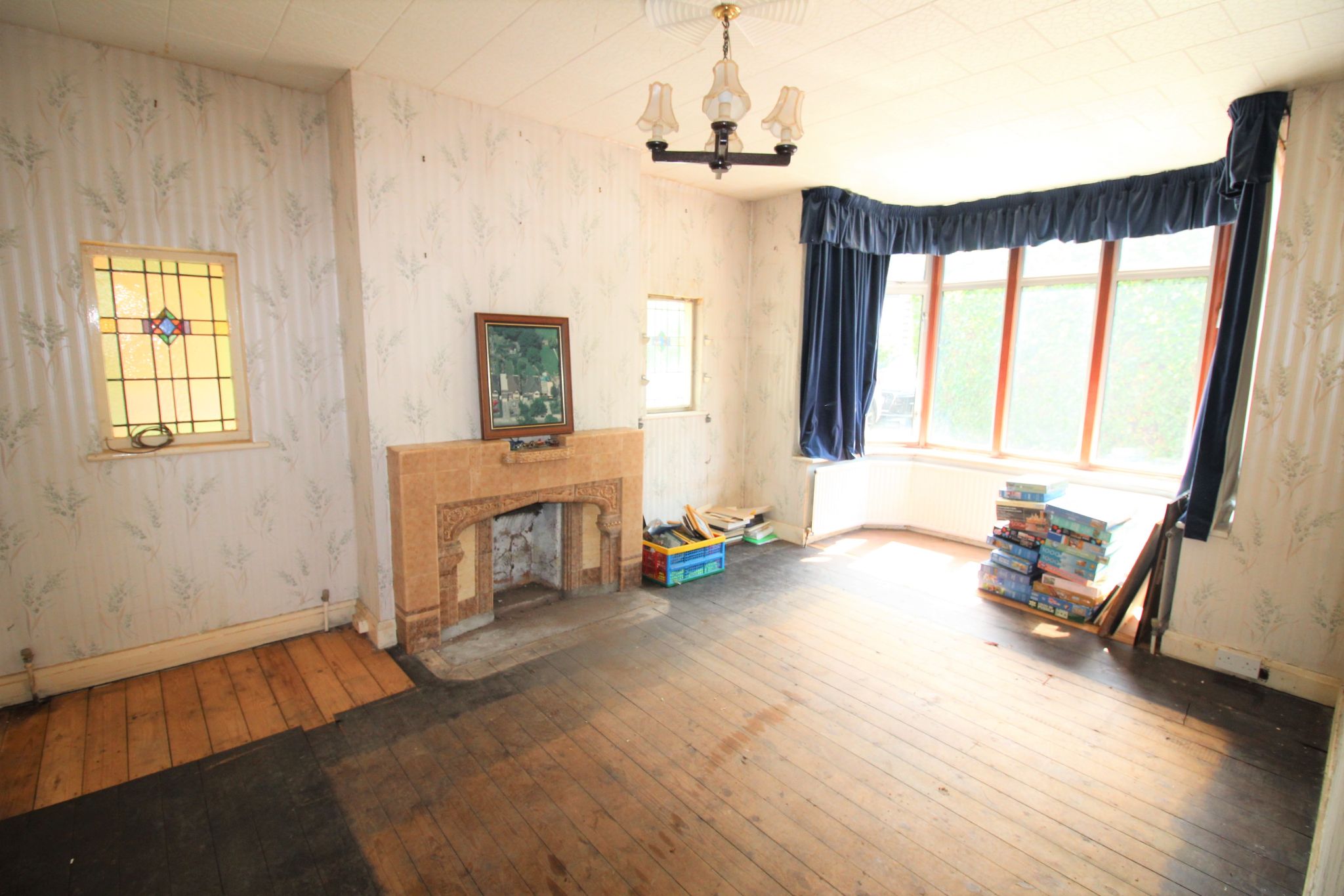 4 bedroom detached house SSTC in Solihull - Photograph 8.