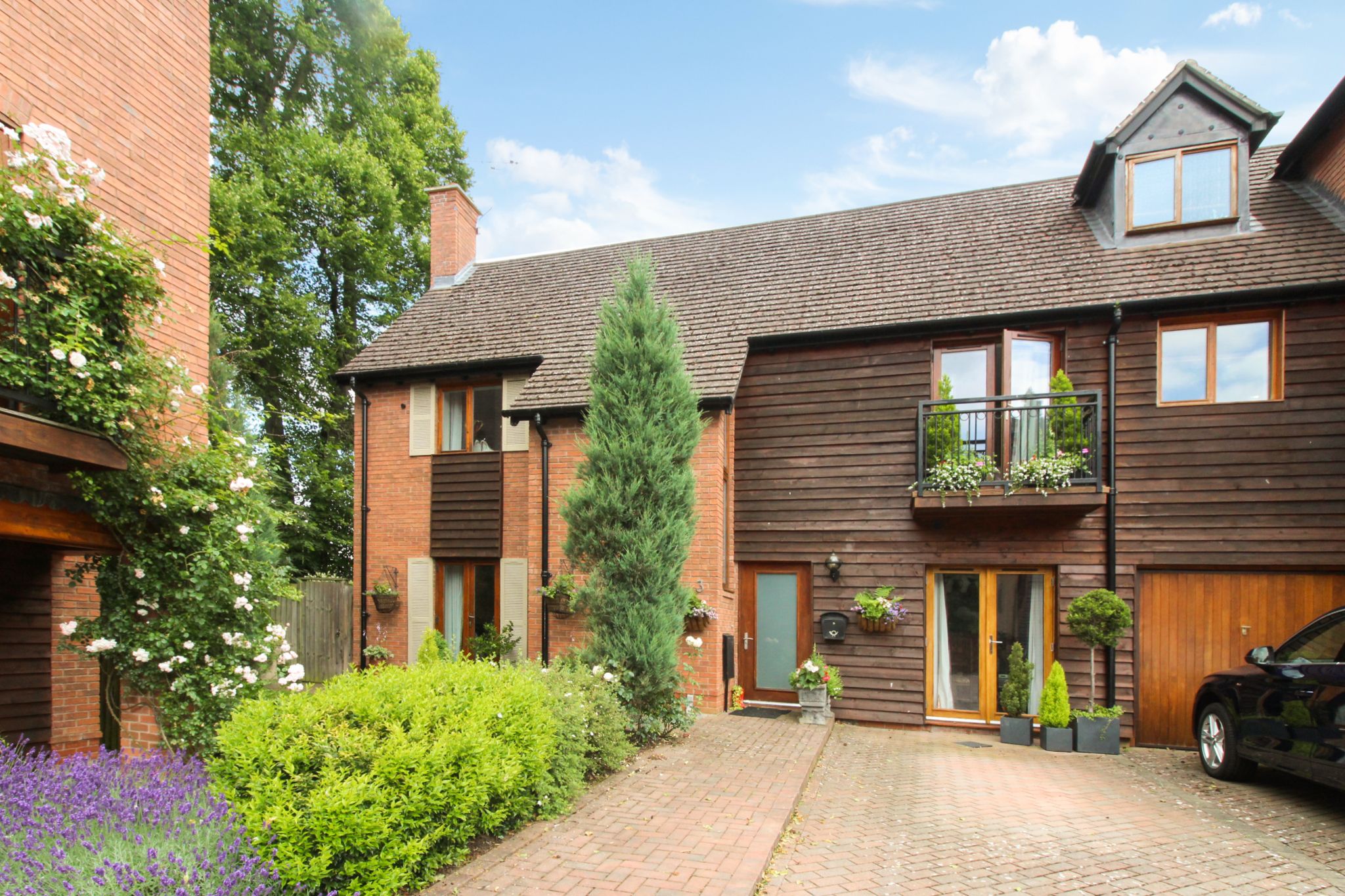 3 bedroom semi-detached house SSTC in Solihull - Photograph 1.