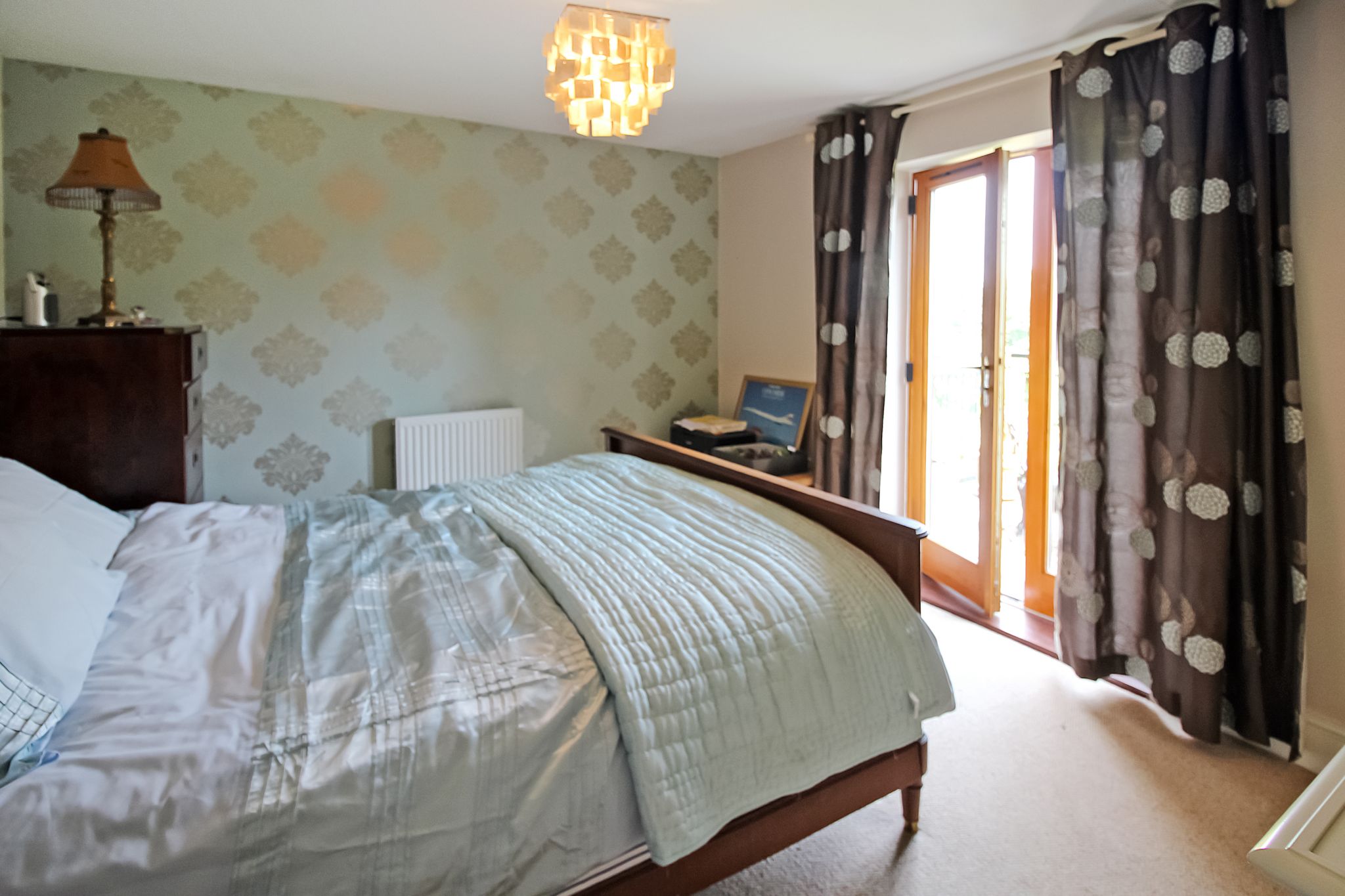 3 bedroom semi-detached house SSTC in Solihull - Photograph 12.