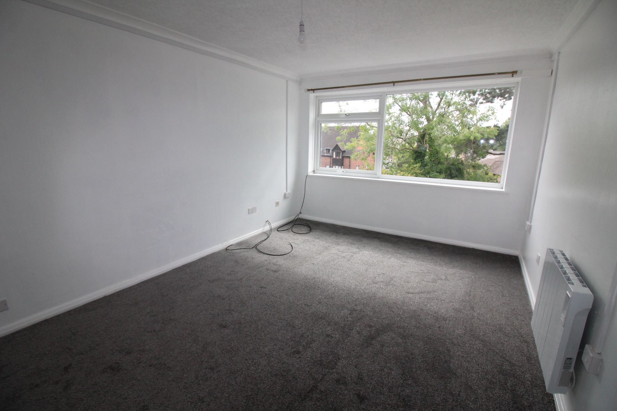 2 bedroom apartment flat/apartment To Let in Birmingham - Property photograph.