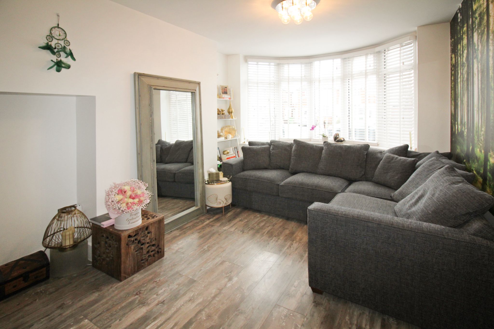 3 bedroom semi-detached house SSTC in Solihull - Photograph 2.