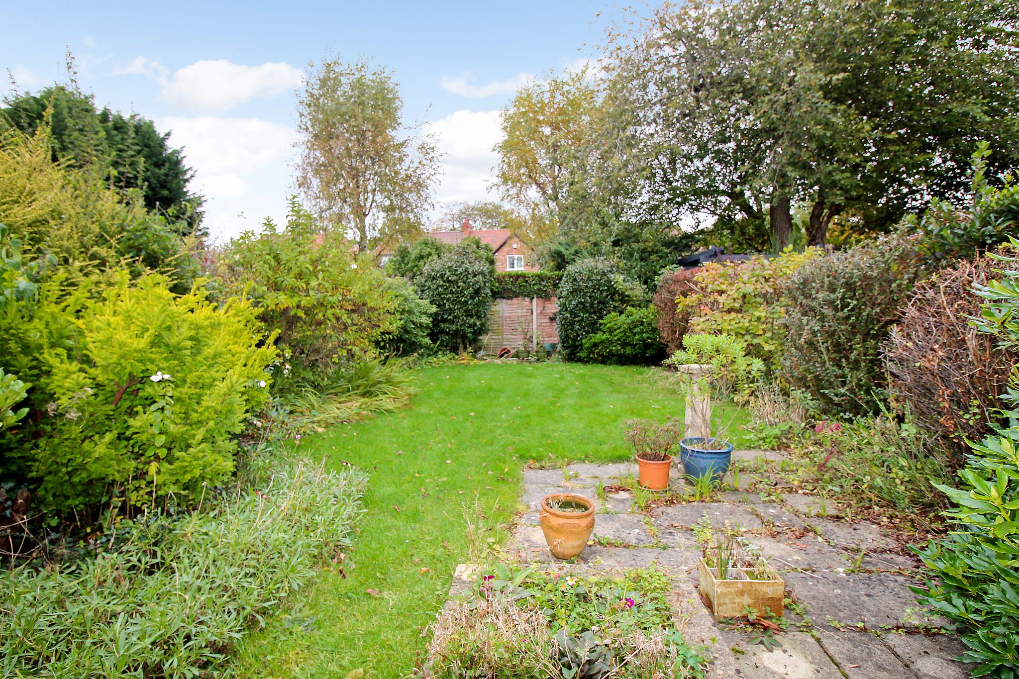 3 bedroom semi-detached house SSTC in Solihull - Photograph 4.