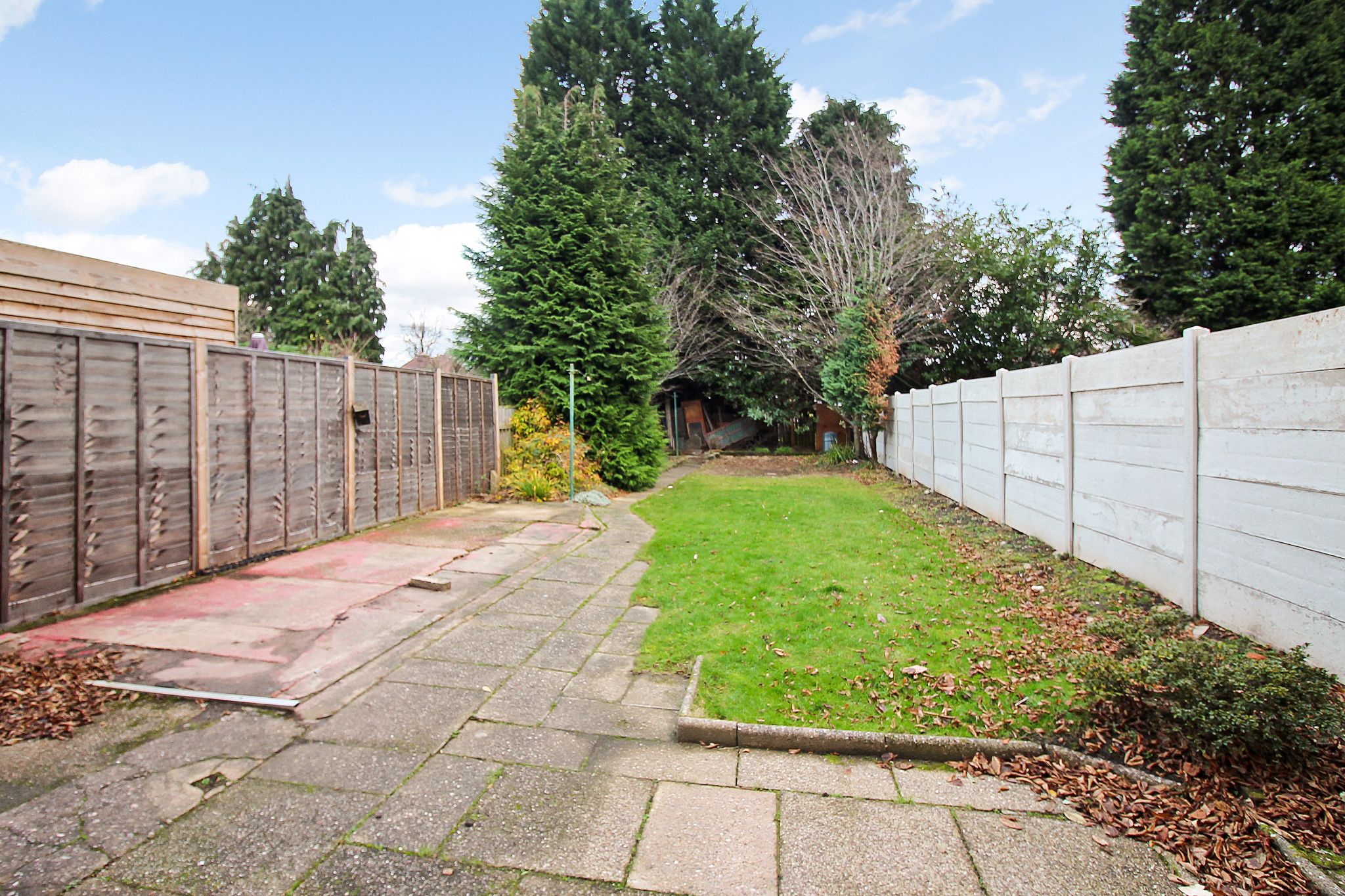 3 bedroom semi-detached house SSTC in Birmingham - Photograph 6.