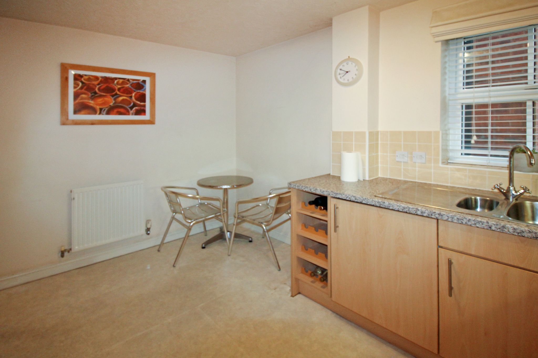 2 bedroom apartment flat/apartment SSTC in Solihull - Photograph 4.