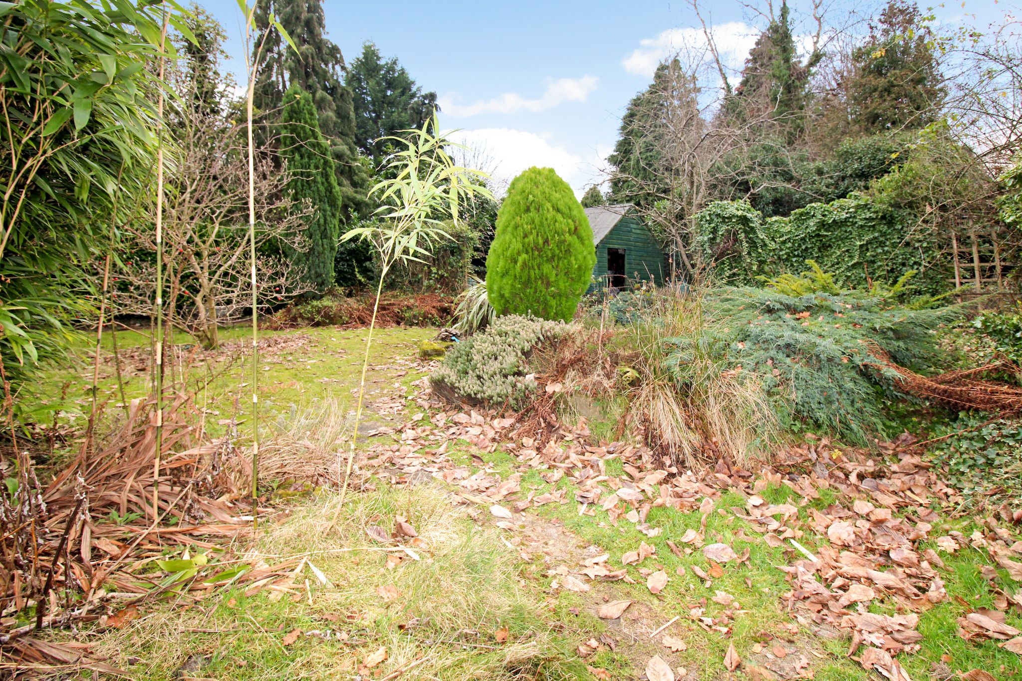 5 bedroom detached house SSTC in Solihull - Photograph 12.