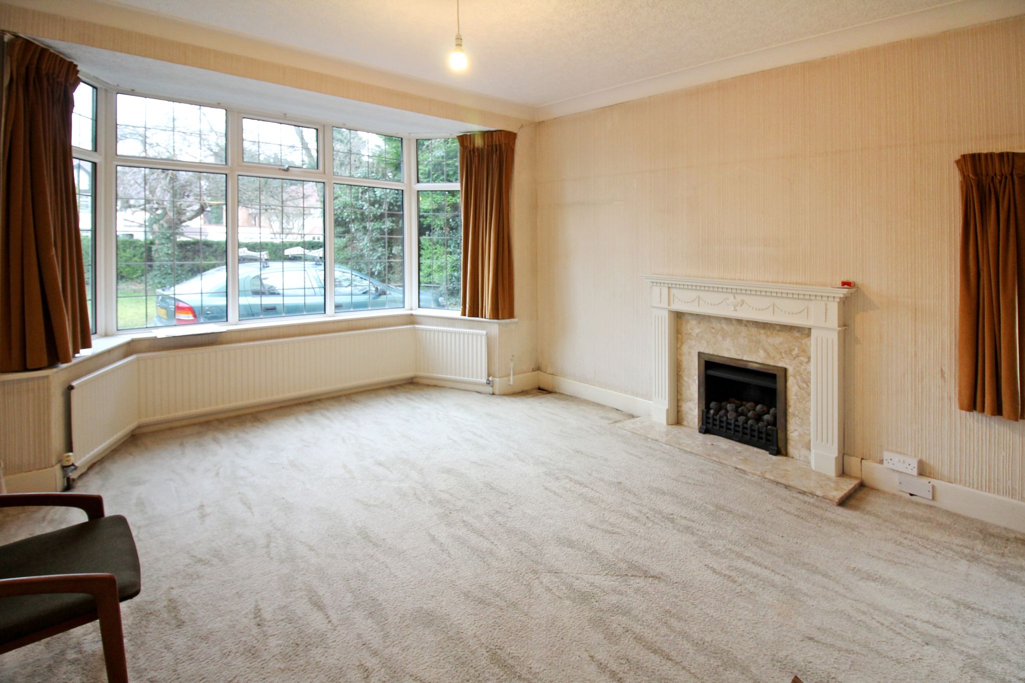 5 bedroom detached house SSTC in Solihull - Photograph 4.