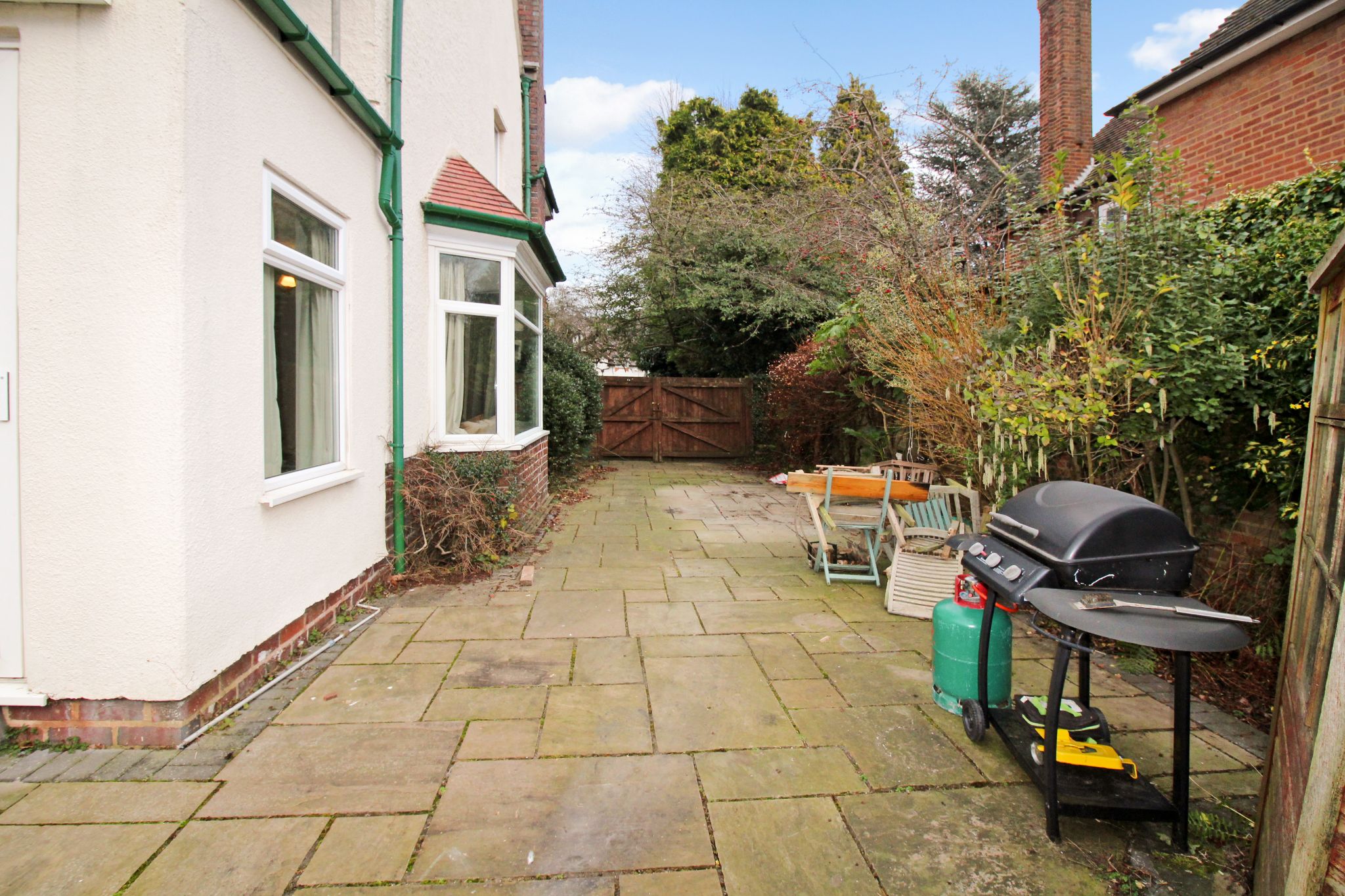 5 bedroom detached house SSTC in Solihull - Photograph 7.