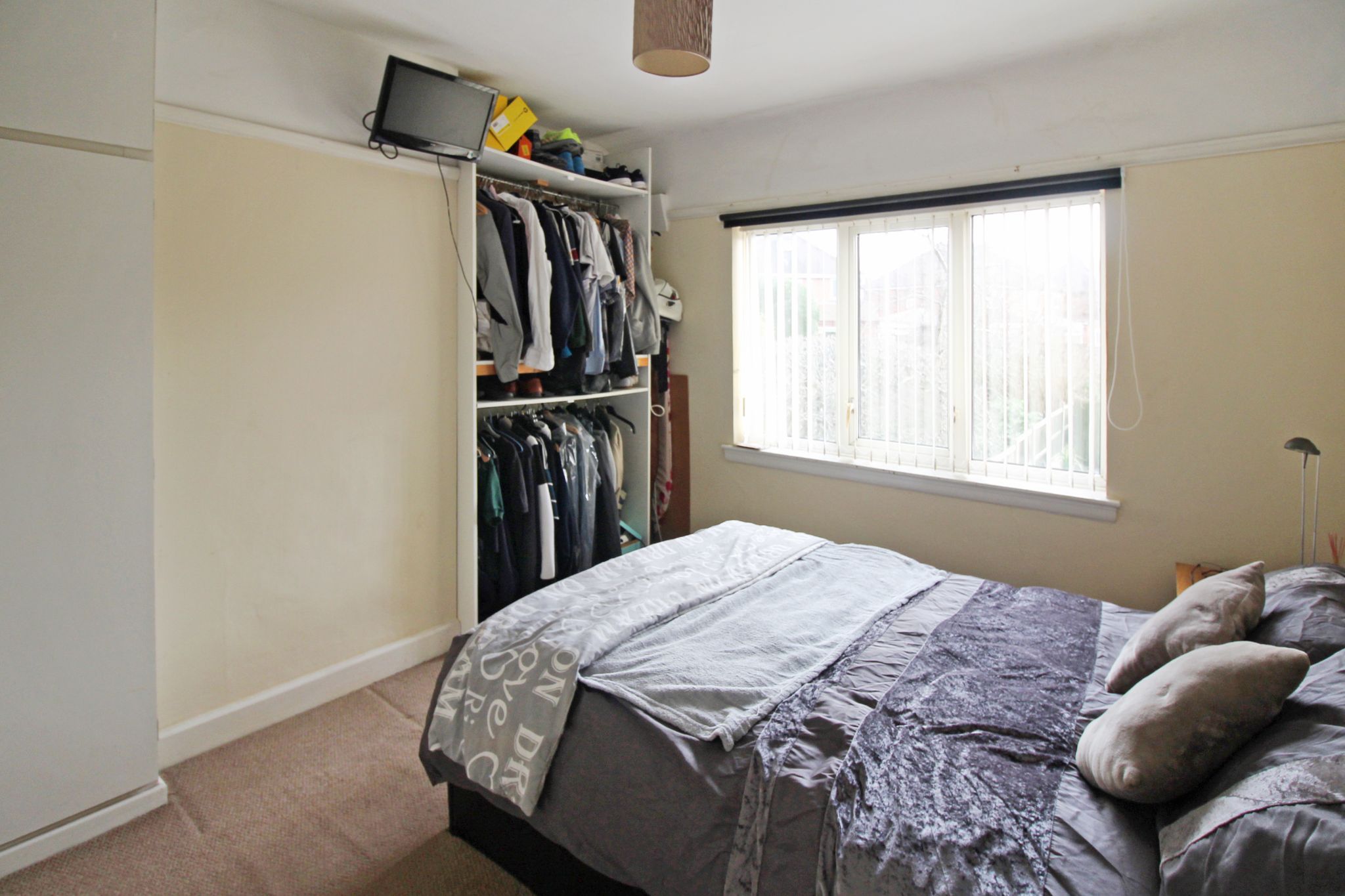 3 bedroom semi-detached house SSTC in Solihull - Photograph 9.