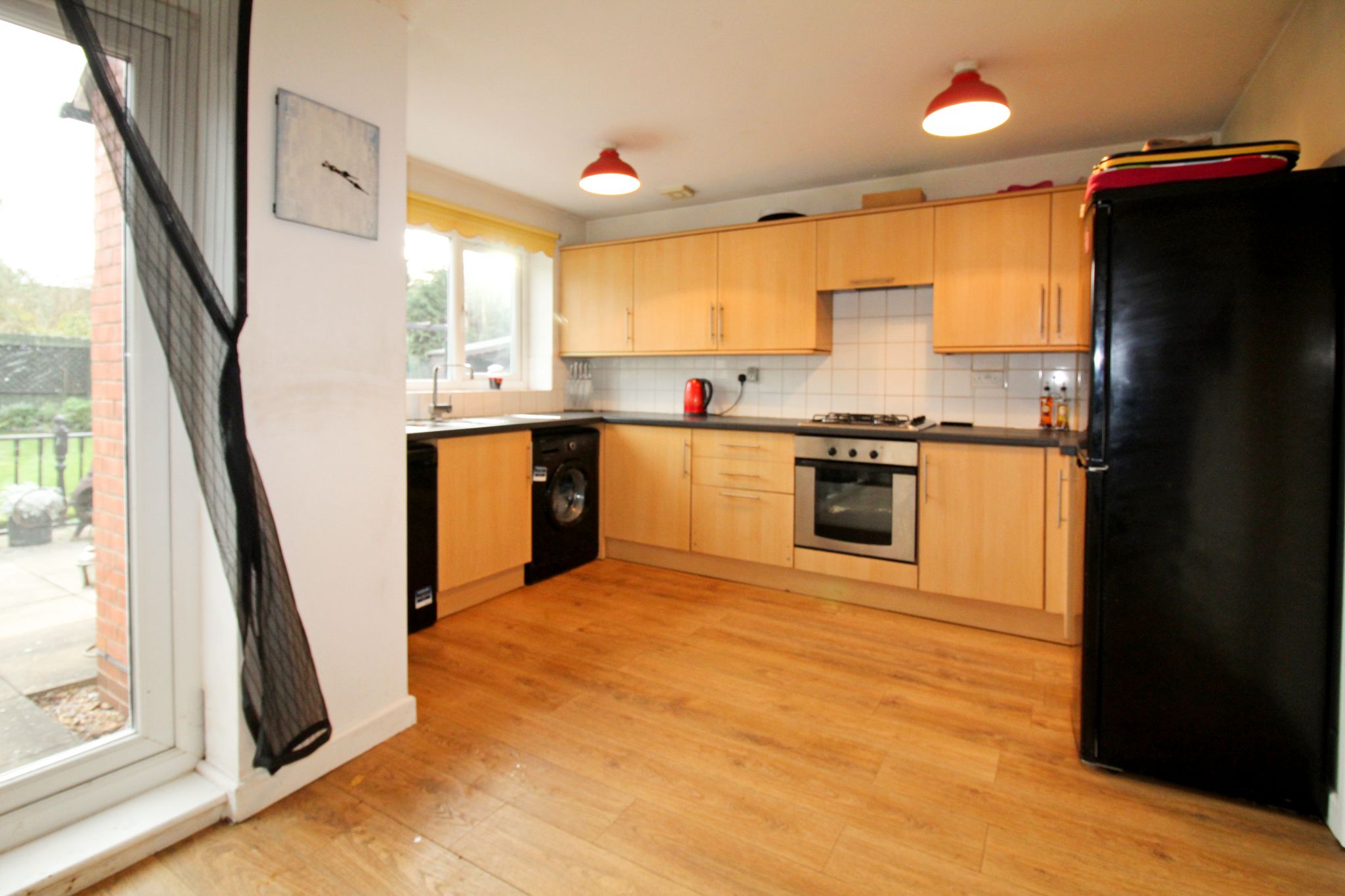 3 bedroom semi-detached house SSTC in Solihull - Photograph 4.