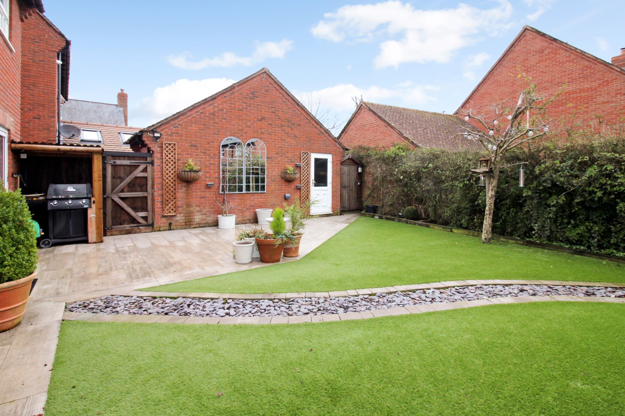 3 bedroom detached house SSTC in Solihull - Photograph 15.