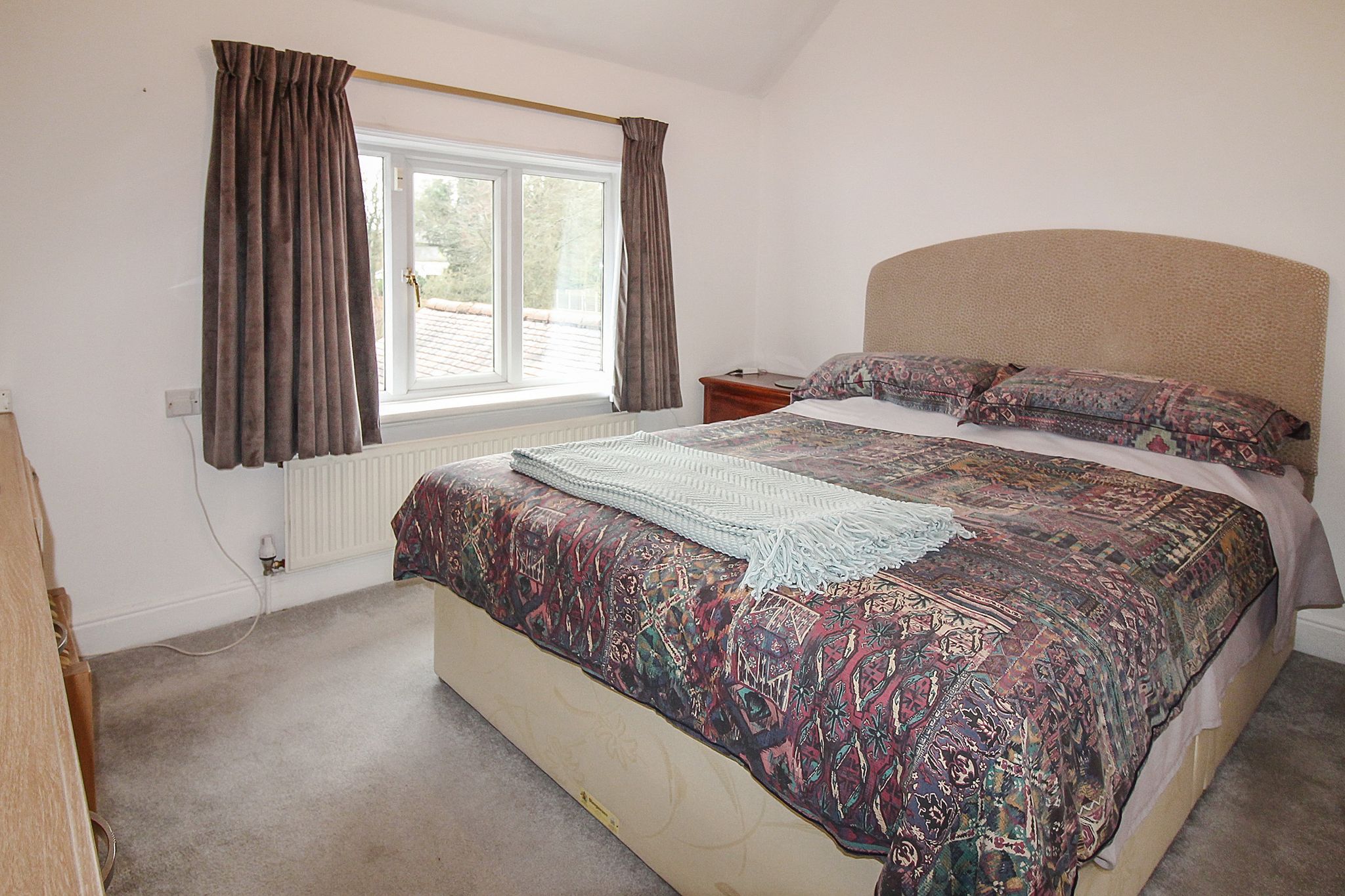 3 bedroom semi-detached house SSTC in Solihull - Photograph 14.