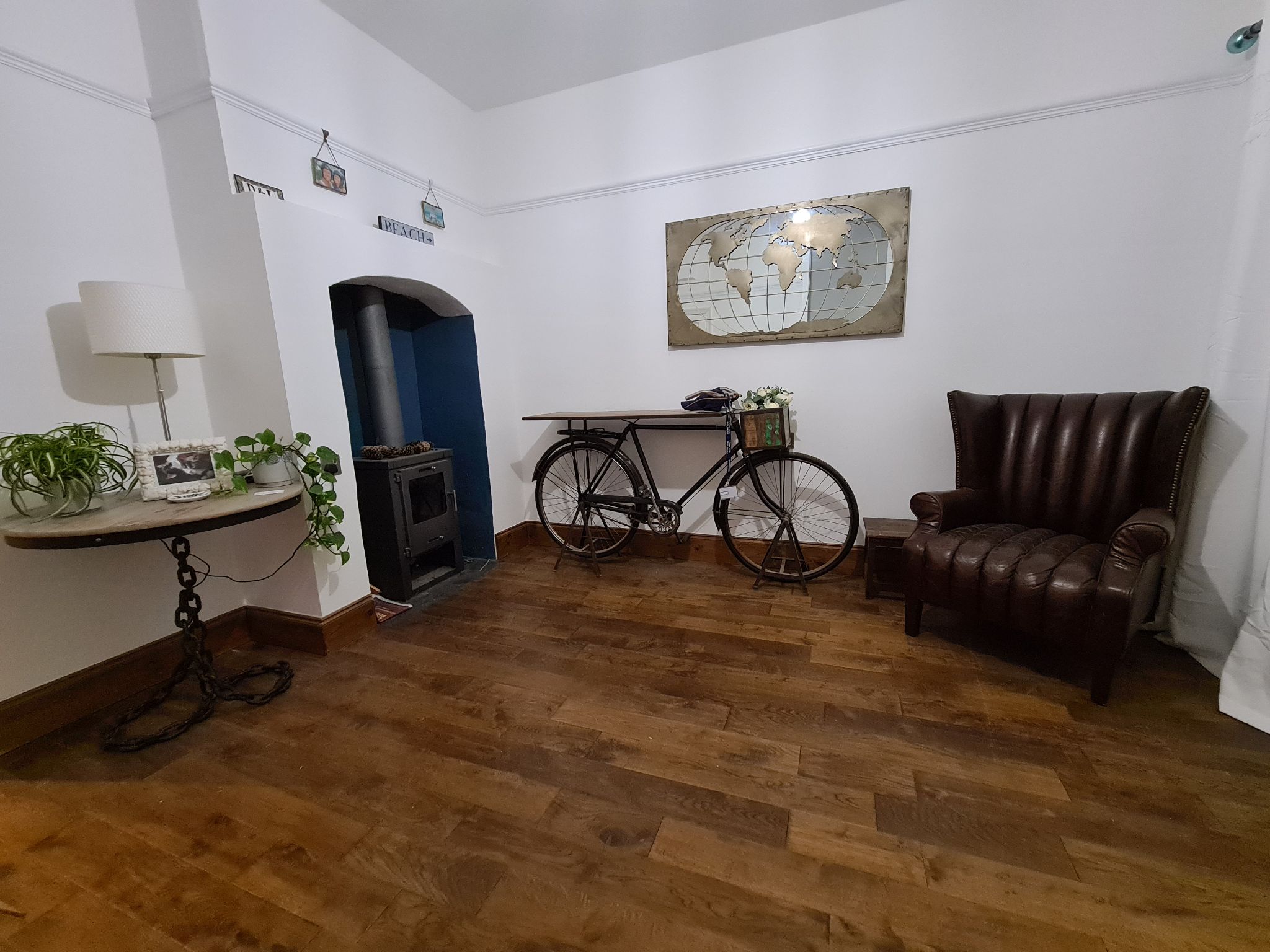 3 bedroom semi-detached house SSTC in Solihull - Photograph 7.