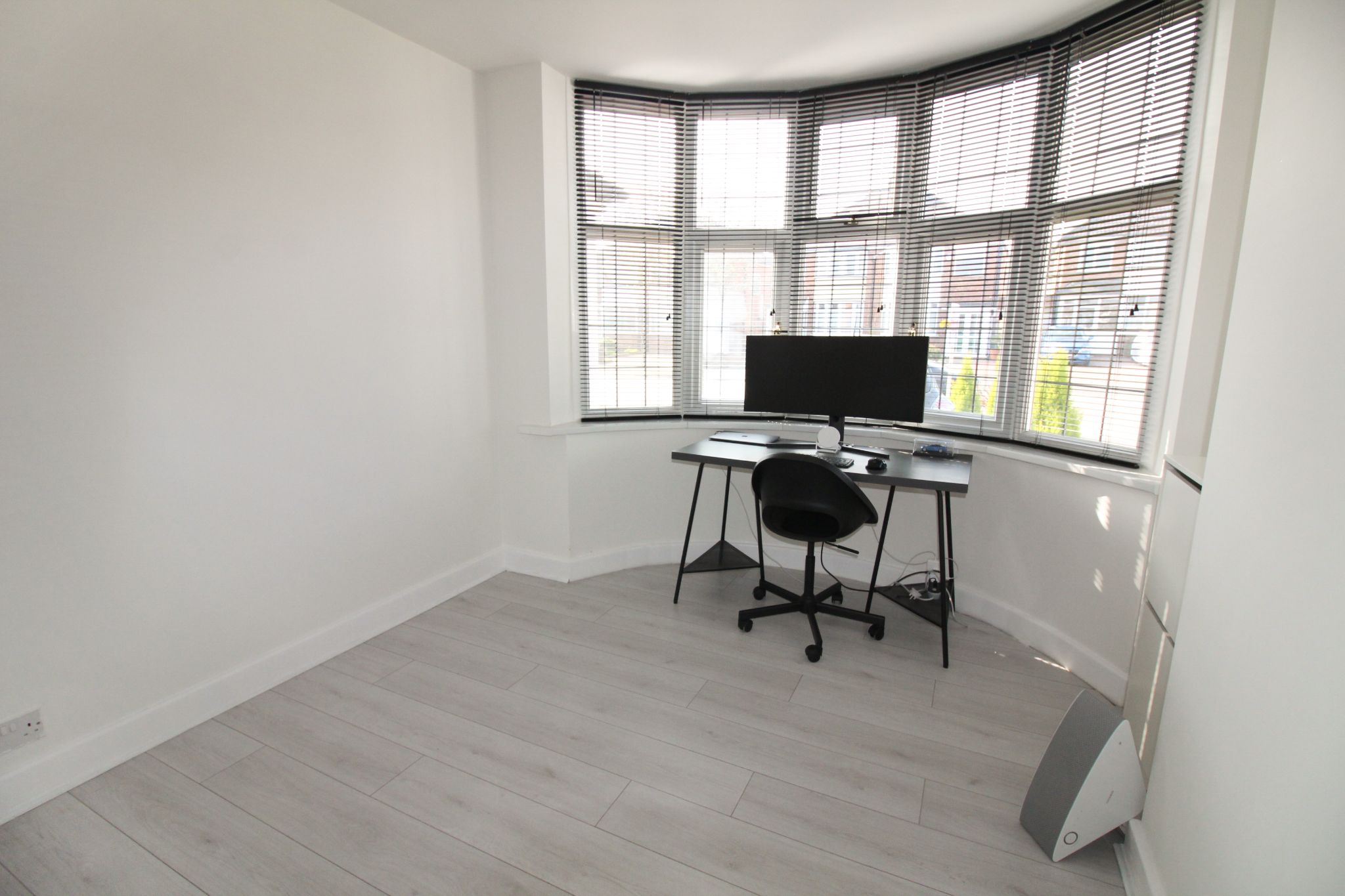 3 bedroom semi-detached house SSTC in Solihull - Photograph 9.