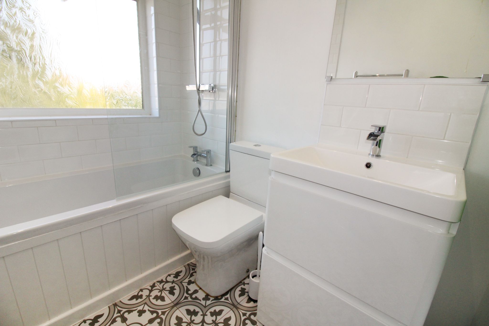 3 bedroom semi-detached house SSTC in Solihull - Photograph 13.