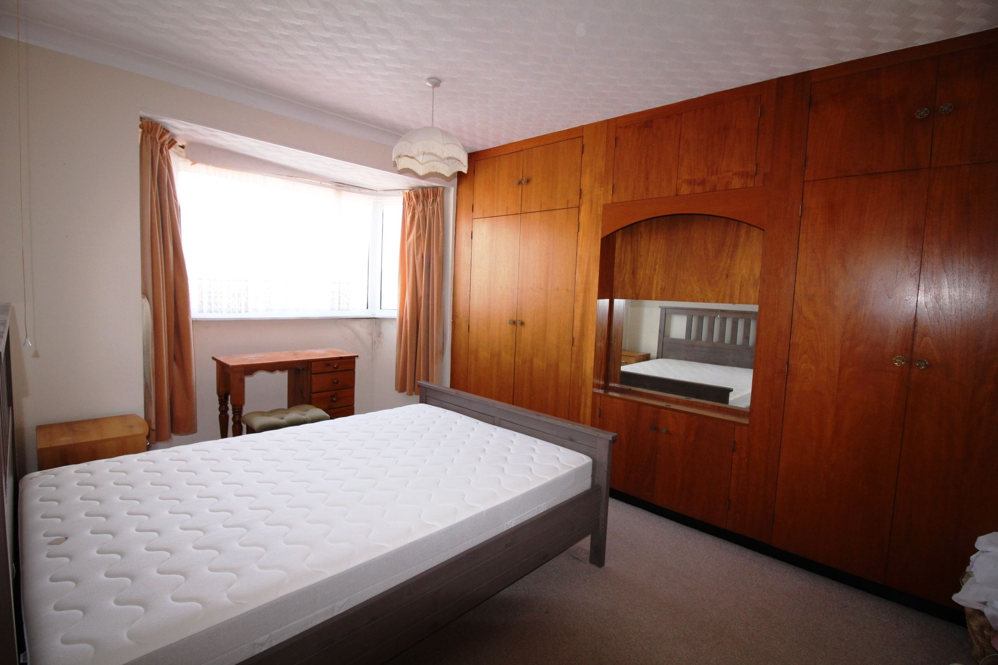 3 bedroom semi-detached house SSTC in Solihull - Photograph 7.