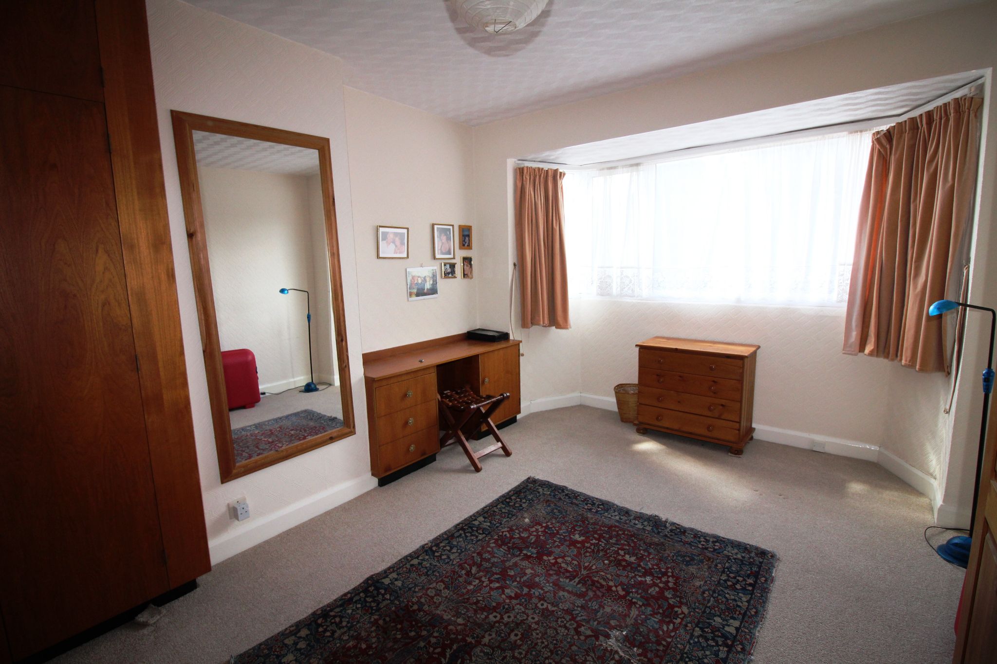3 bedroom semi-detached house SSTC in Solihull - Photograph 9.