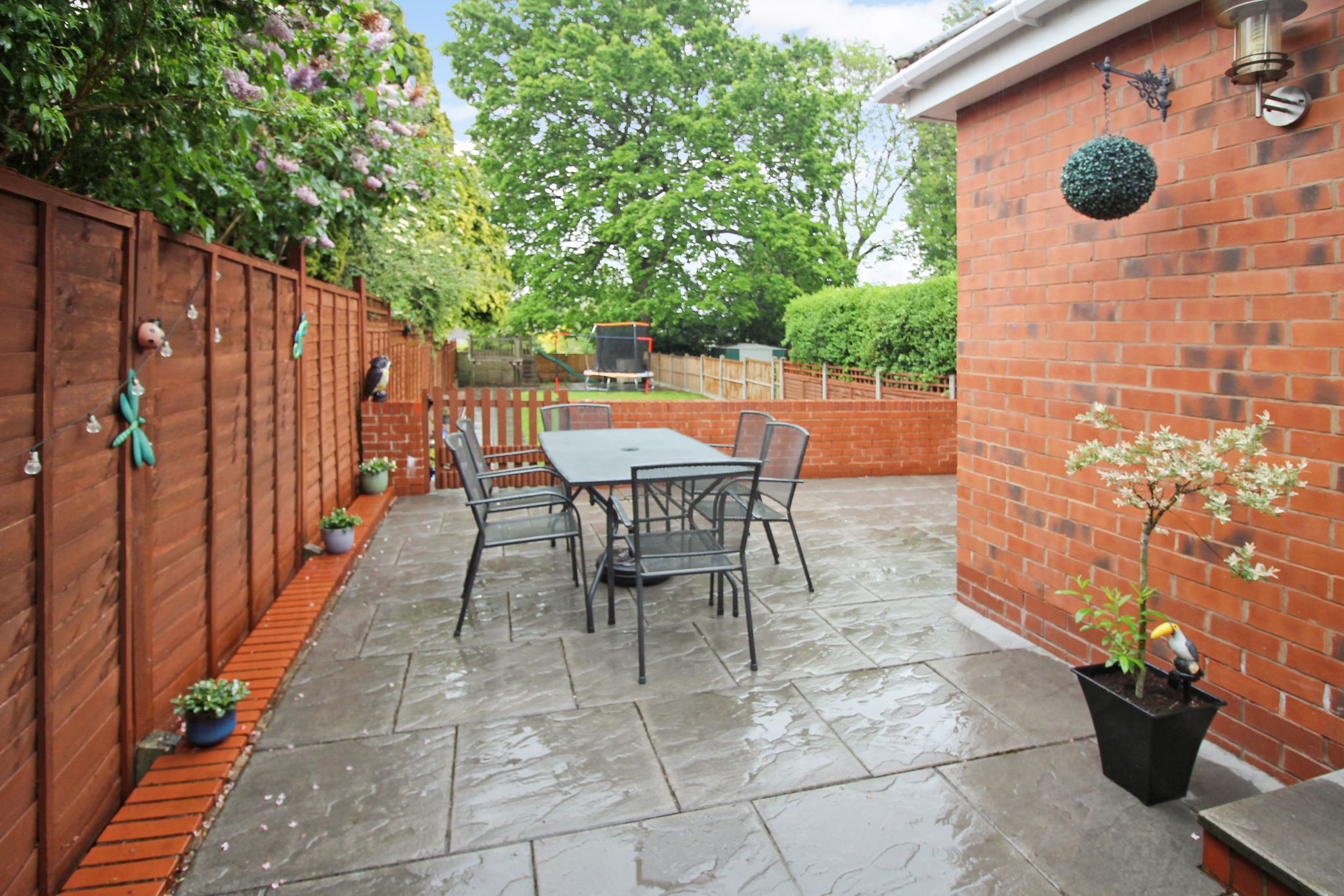 3 bedroom semi-detached house SSTC in Solihull - Photograph 8.