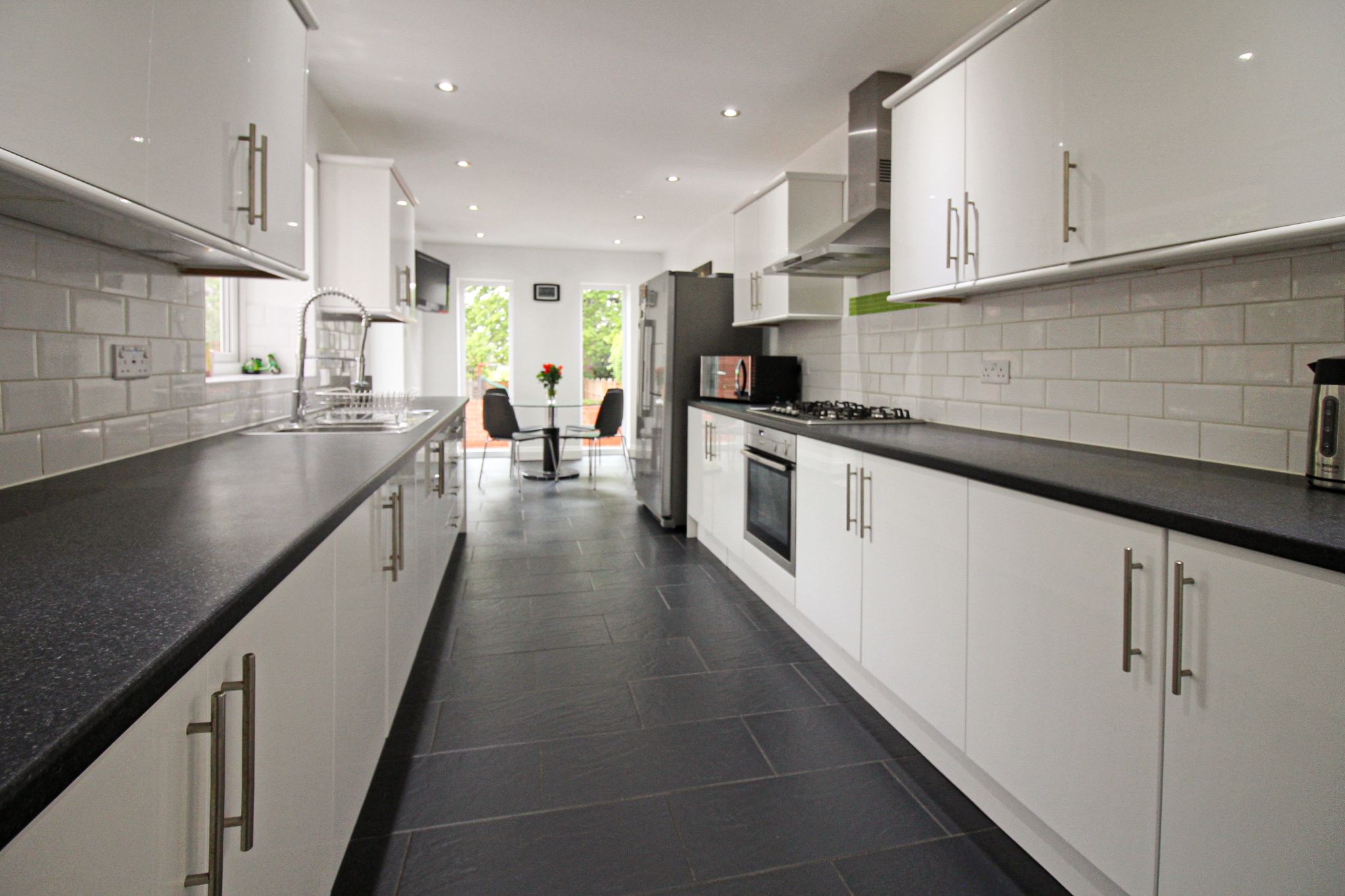 3 bedroom semi-detached house SSTC in Solihull - Photograph 3.