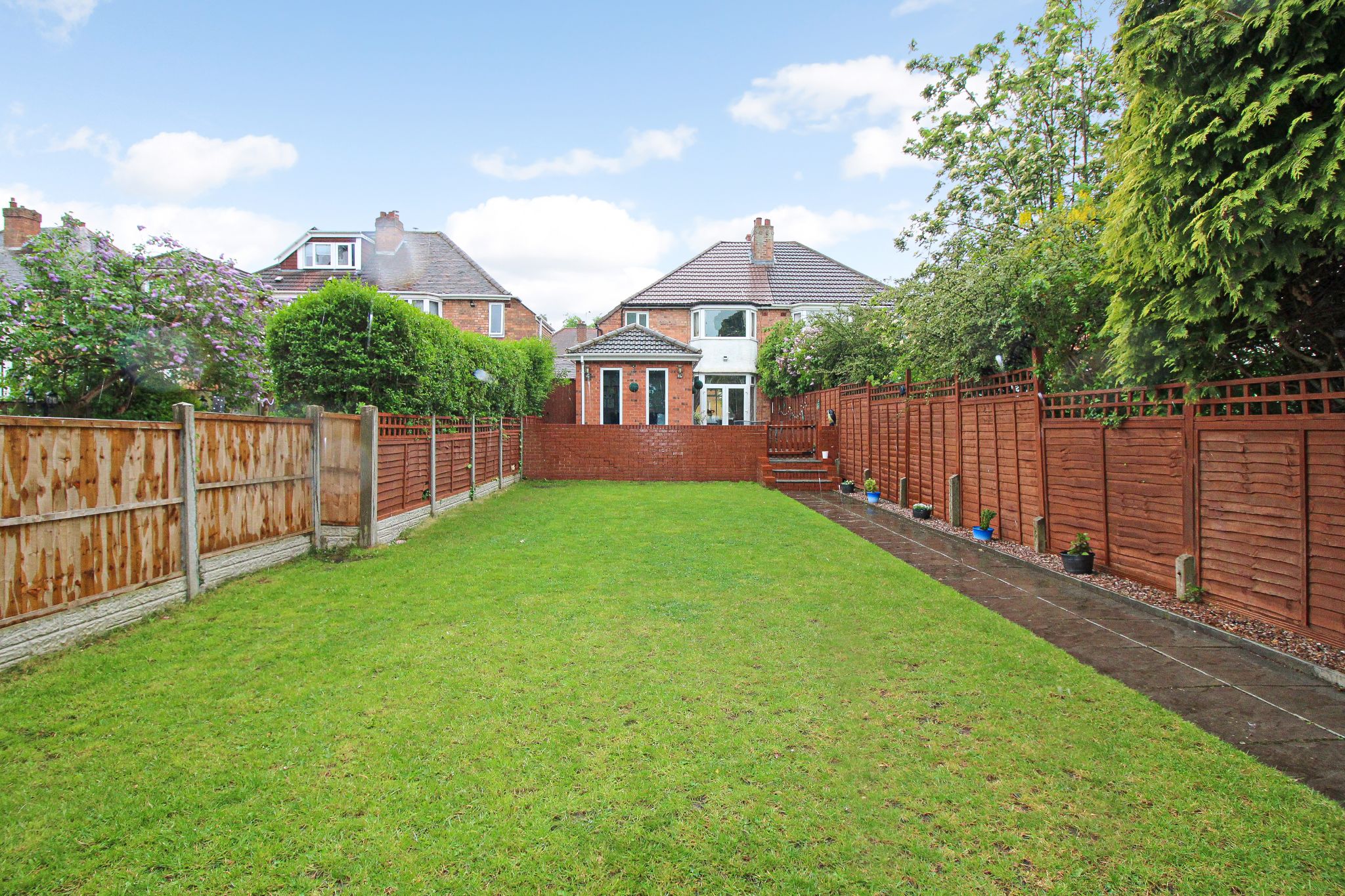 3 bedroom semi-detached house SSTC in Solihull - Photograph 15.