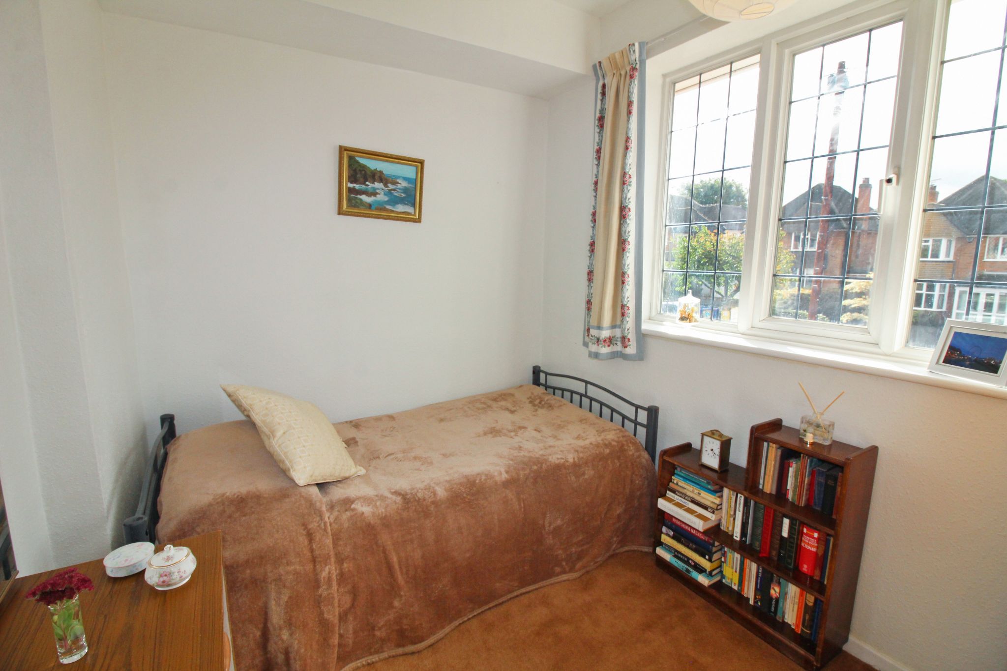 4 bedroom detached house SSTC in Solihull - Photograph 17.