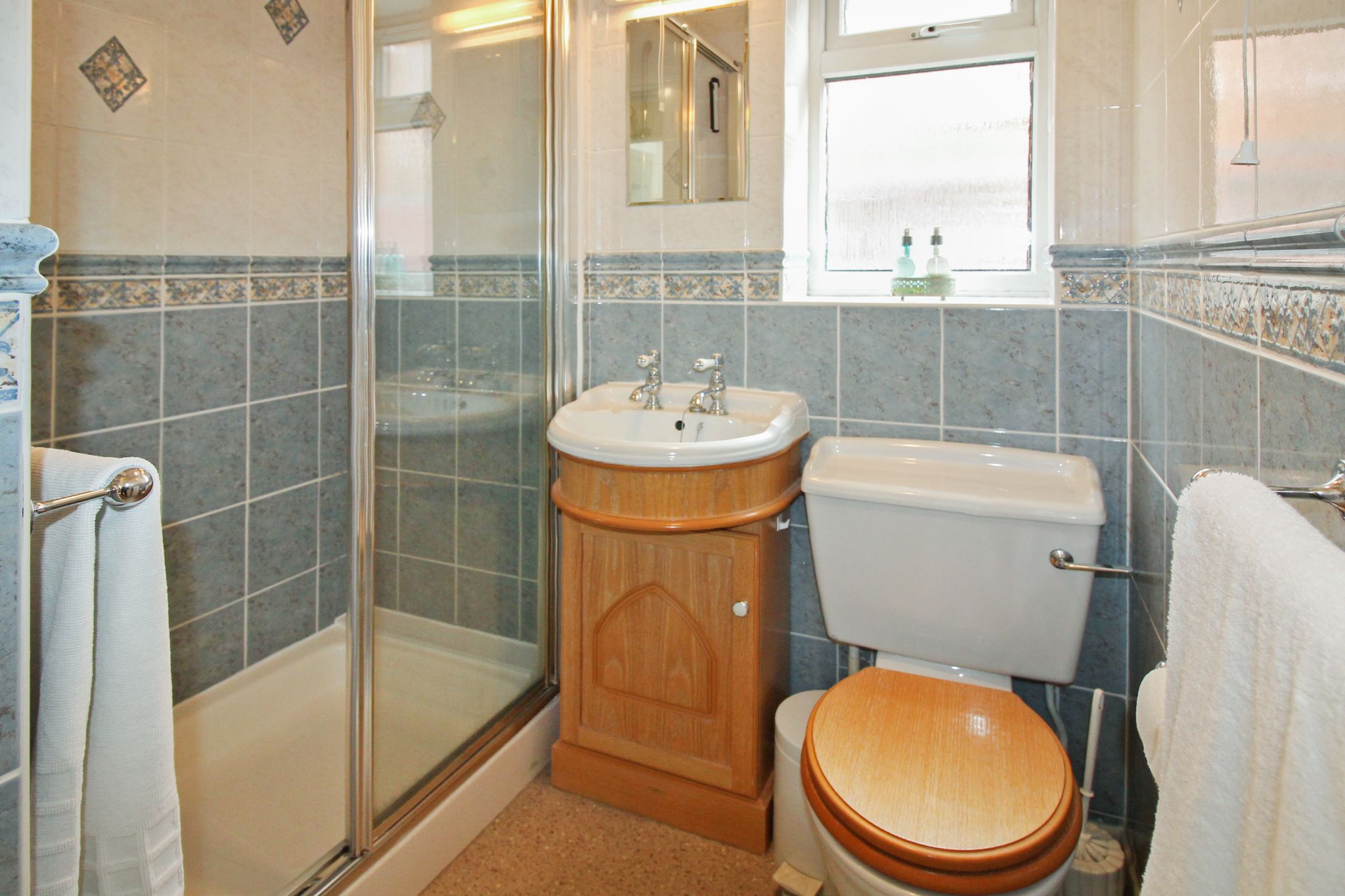 4 bedroom detached house SSTC in Solihull - Photograph 12.