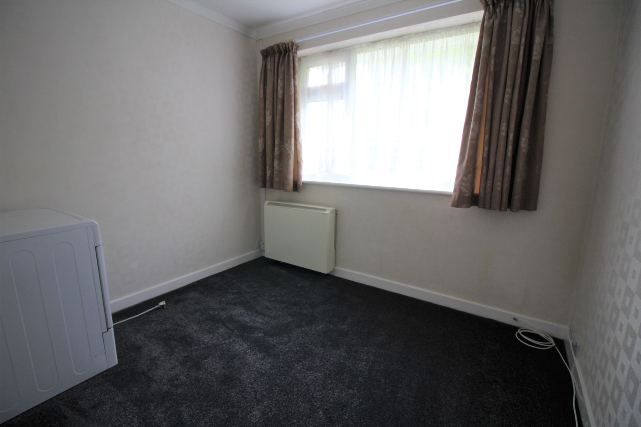 2 bedroom apartment flat/apartment SSTC in Birmingham - Photograph 4.