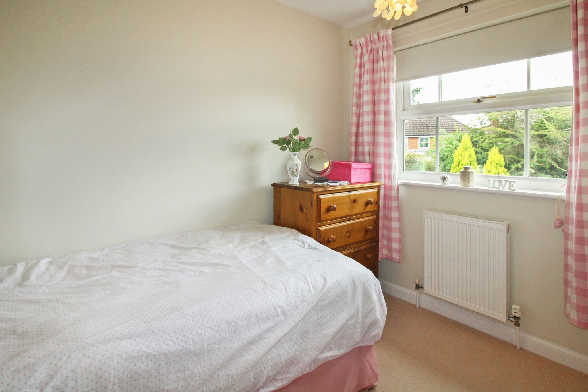 4 bedroom detached house SSTC in Solihull - Photograph 15.