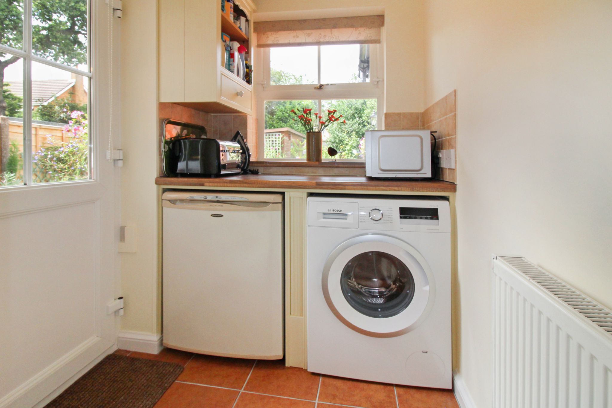 4 bedroom detached house SSTC in Solihull - Photograph 7.