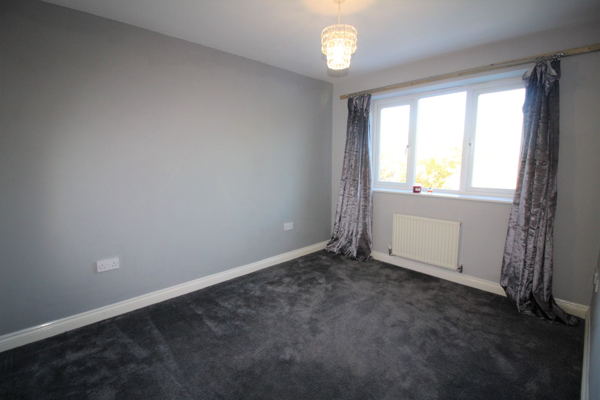 4 bedroom semi-detached house SSTC in Solihull - Photograph 10.