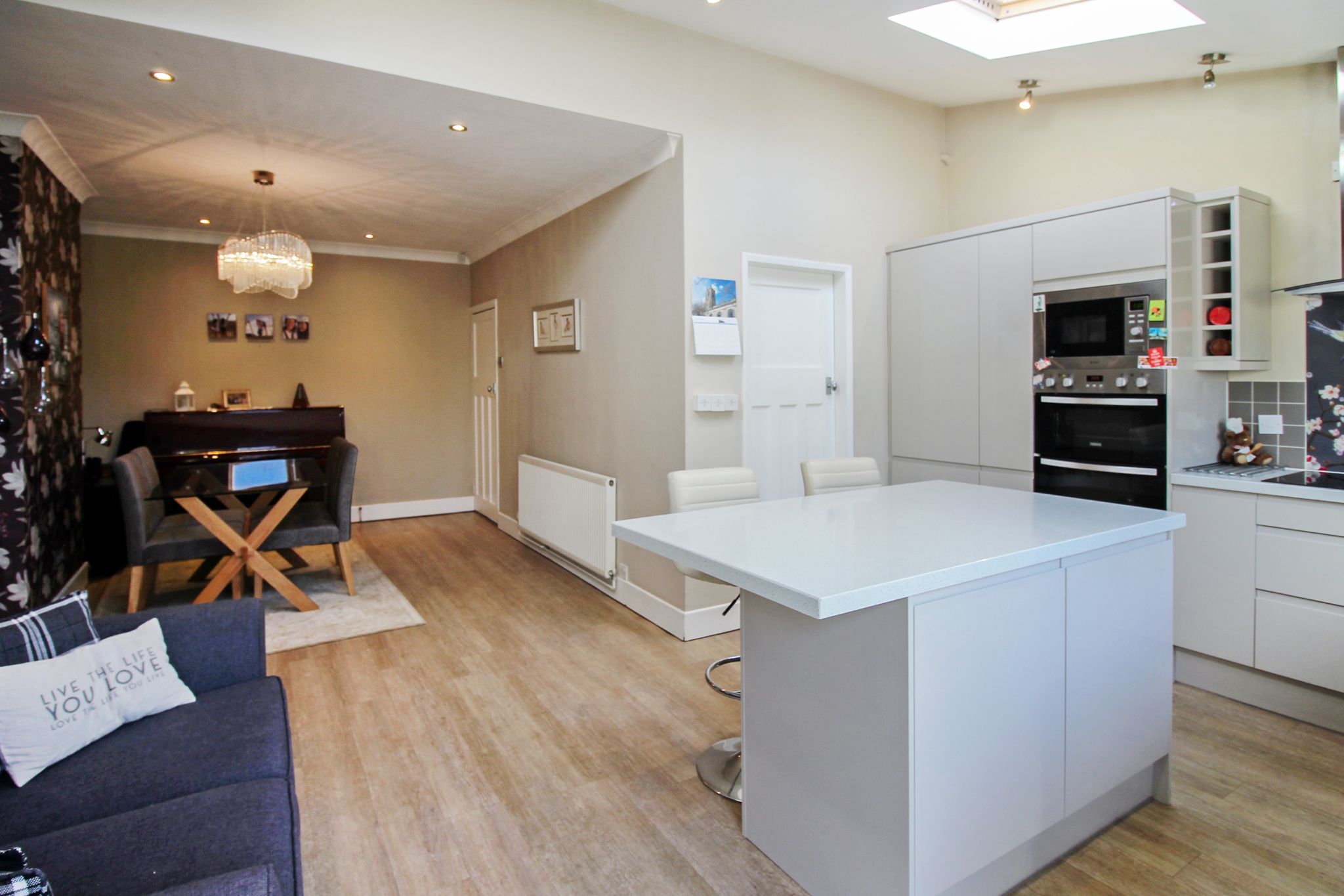 3 bedroom semi-detached house SSTC in Solihull - Photograph 3.
