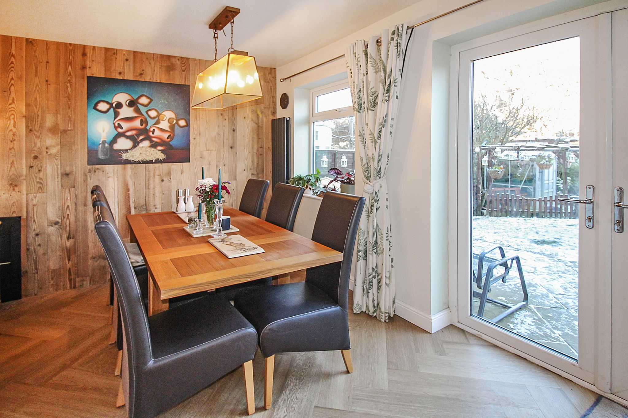 4 bedroom semi-detached house SSTC in Solihull - Photograph 6.