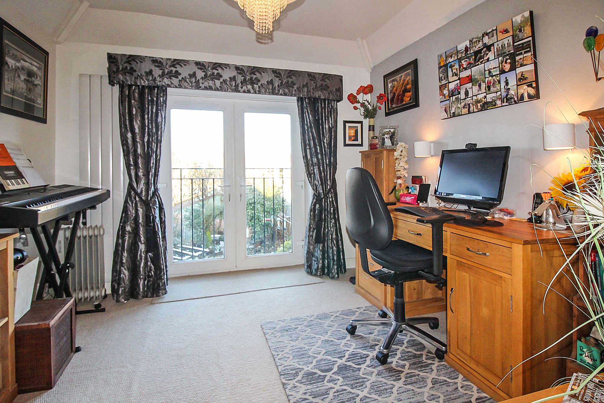 4 bedroom semi-detached house SSTC in Solihull - Photograph 17.