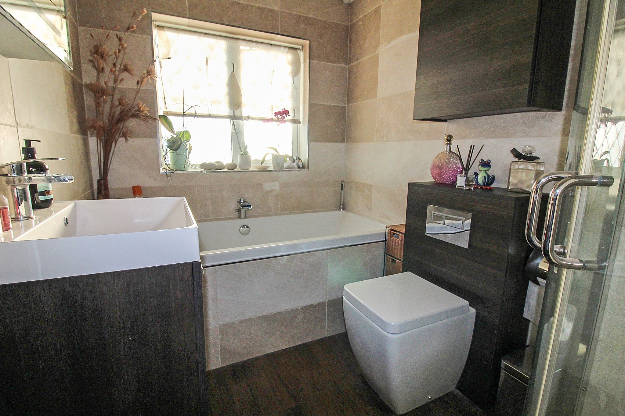 4 bedroom semi-detached house SSTC in Solihull - Photograph 16.