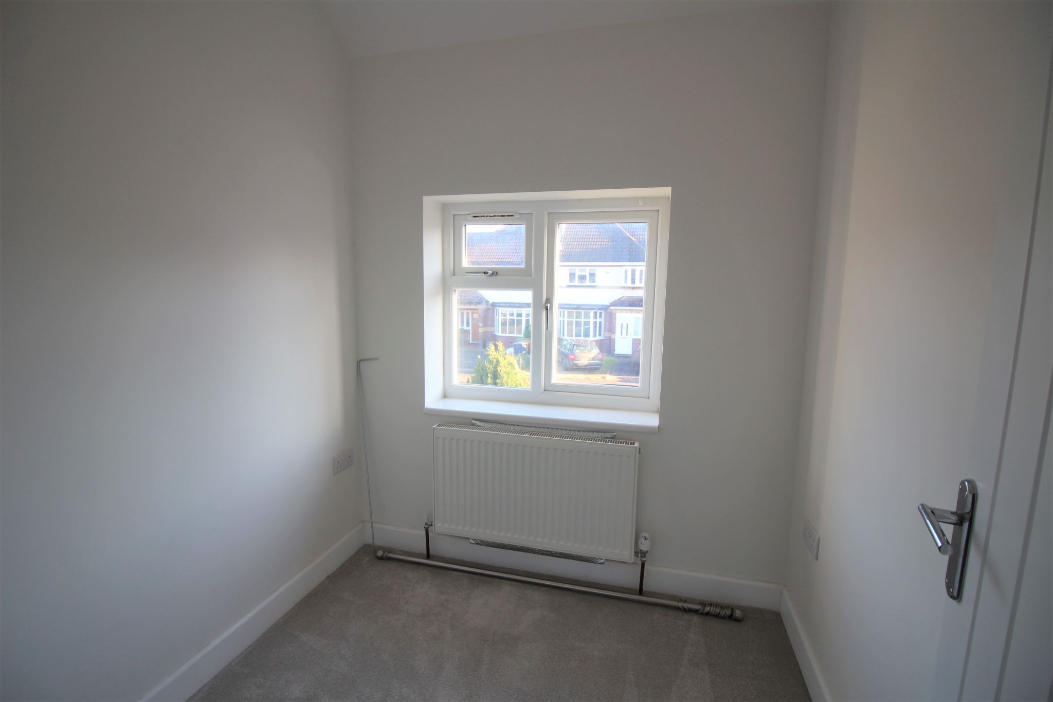 3 bedroom detached house SSTC in Solihull - Photograph 10.