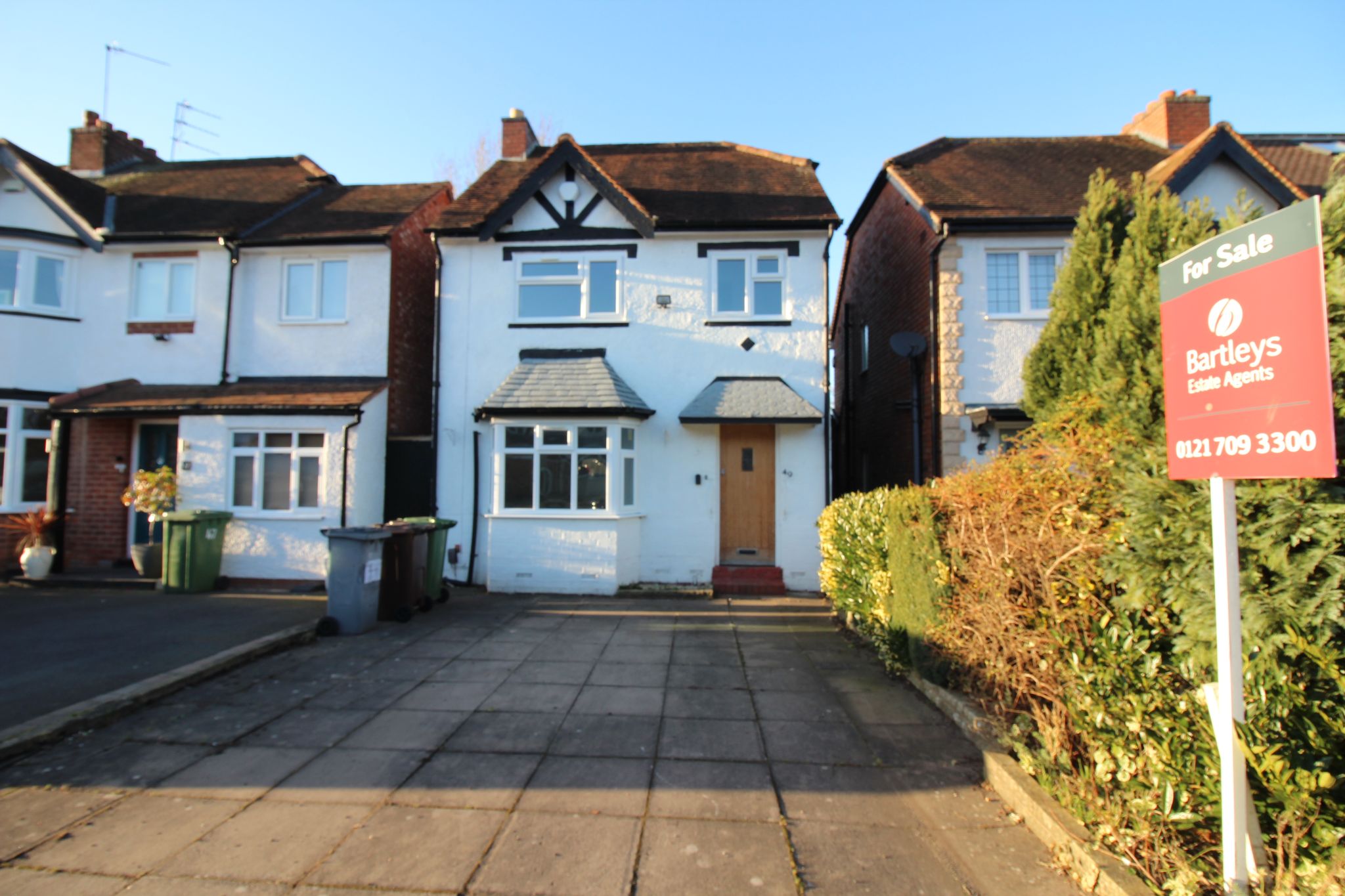 3 bedroom detached house SSTC in Solihull - Photograph 1.
