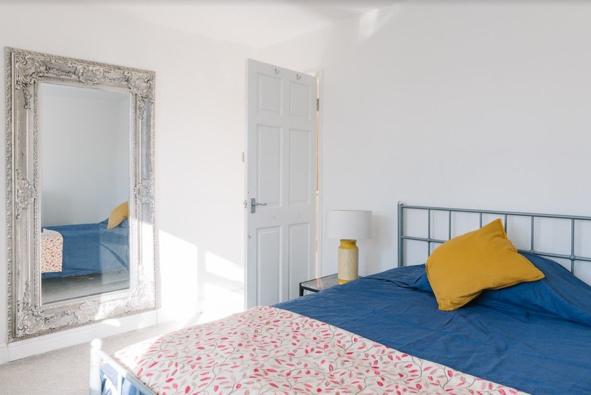 5 bedroom detached house SSTC in Solihull - Photograph 16.