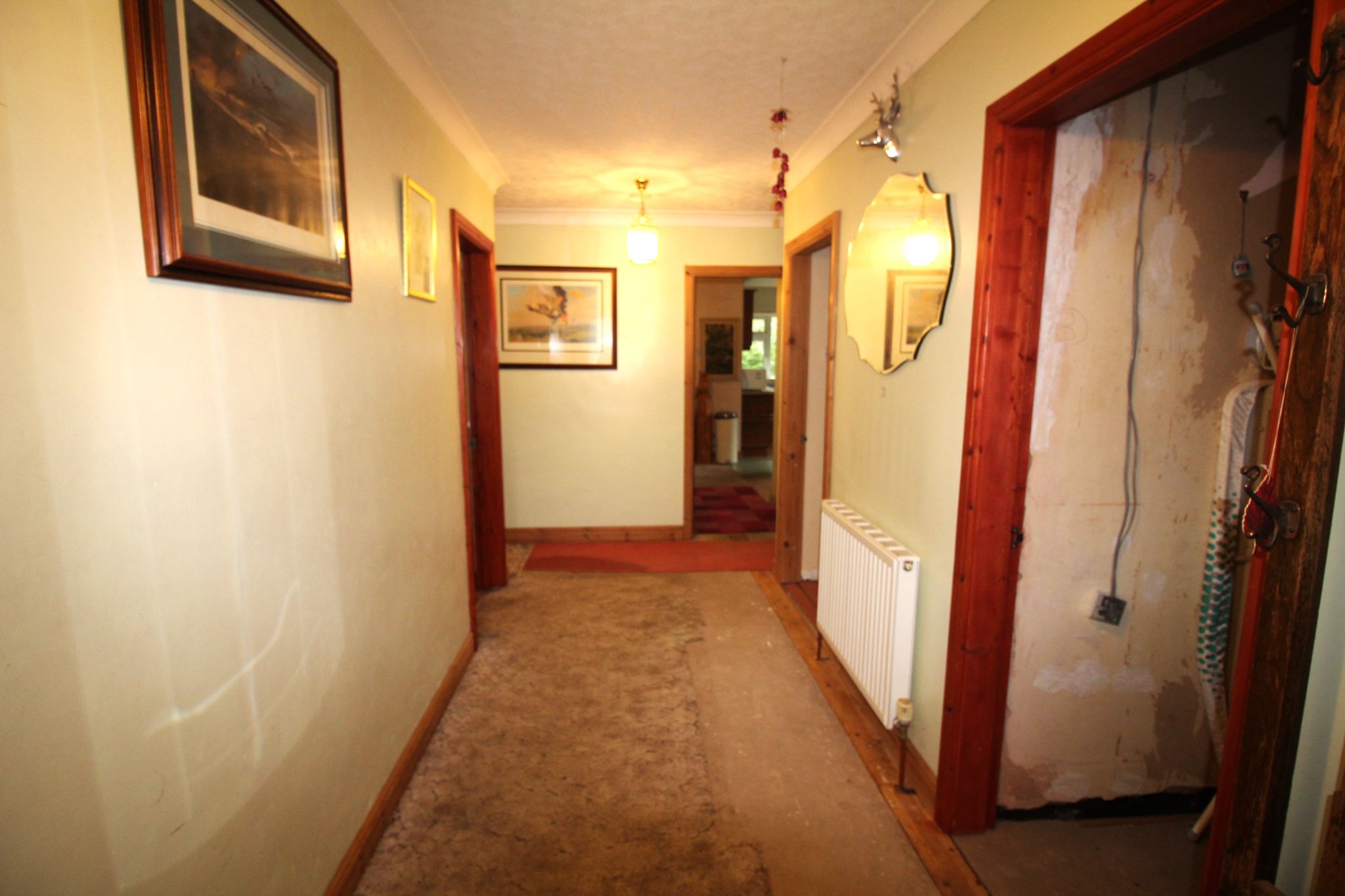 4 bedroom semi-detached bungalow SSTC in Solihull - Photograph 3.