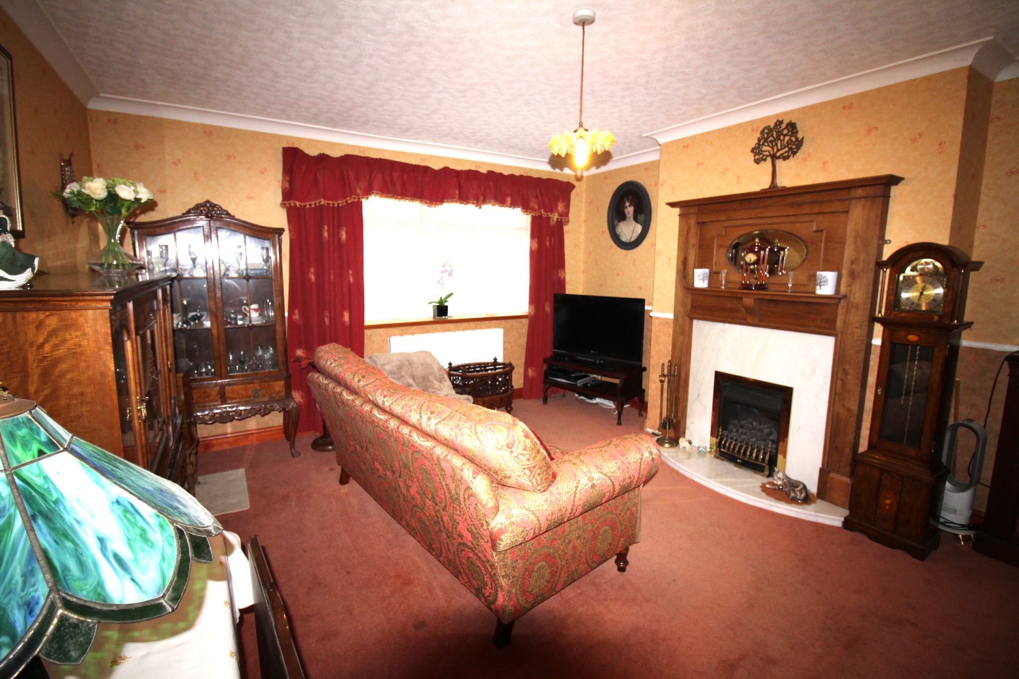 4 bedroom semi-detached bungalow SSTC in Solihull - Photograph 4.