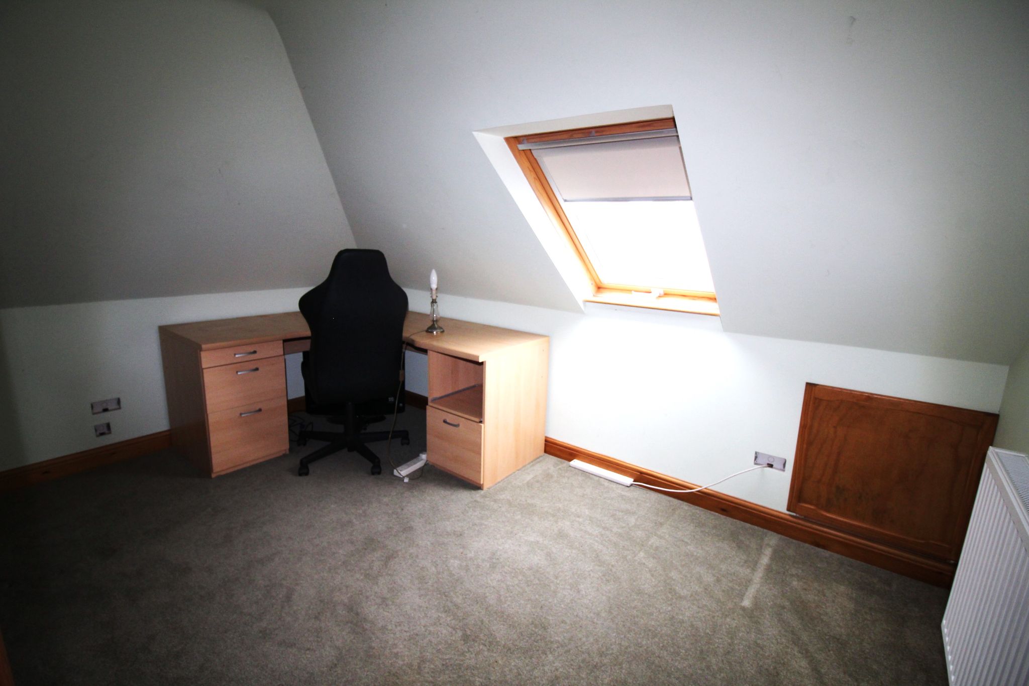 4 bedroom semi-detached bungalow SSTC in Solihull - Photograph 14.
